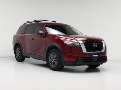 2022 Nissan Pathfinder SV