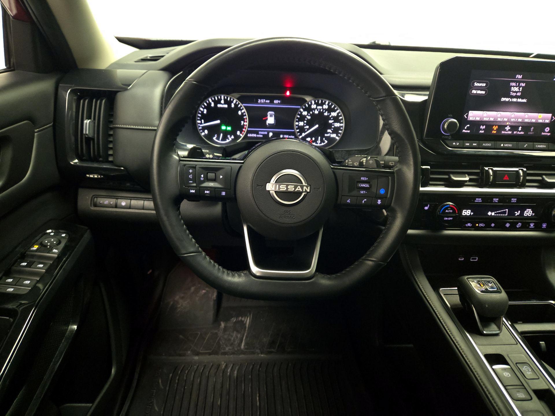 Thumbnail: 2022 Nissan Pathfinder - 10