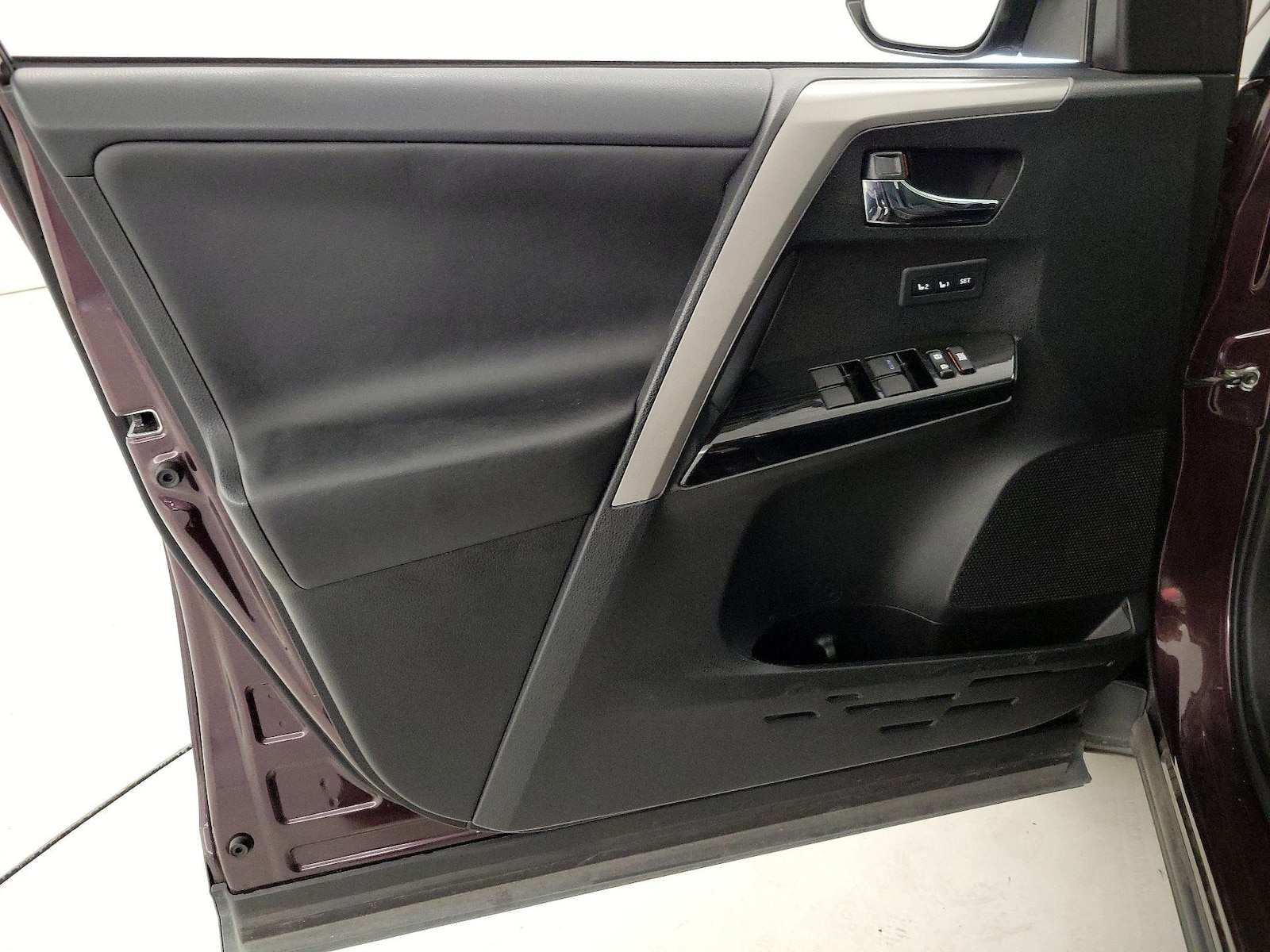 2016 Toyota RAV4 Limited - Photo 13