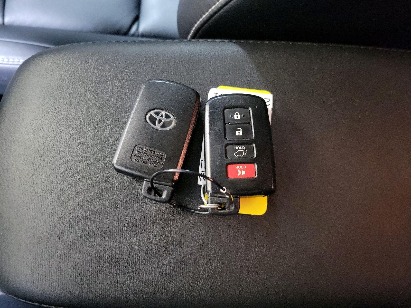 2016 Toyota RAV4 Limited - Photo 23