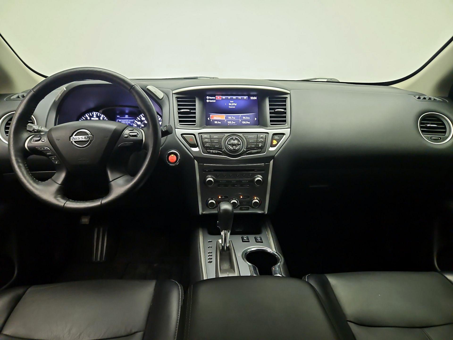 Thumbnail: 2020 Nissan Pathfinder - 9