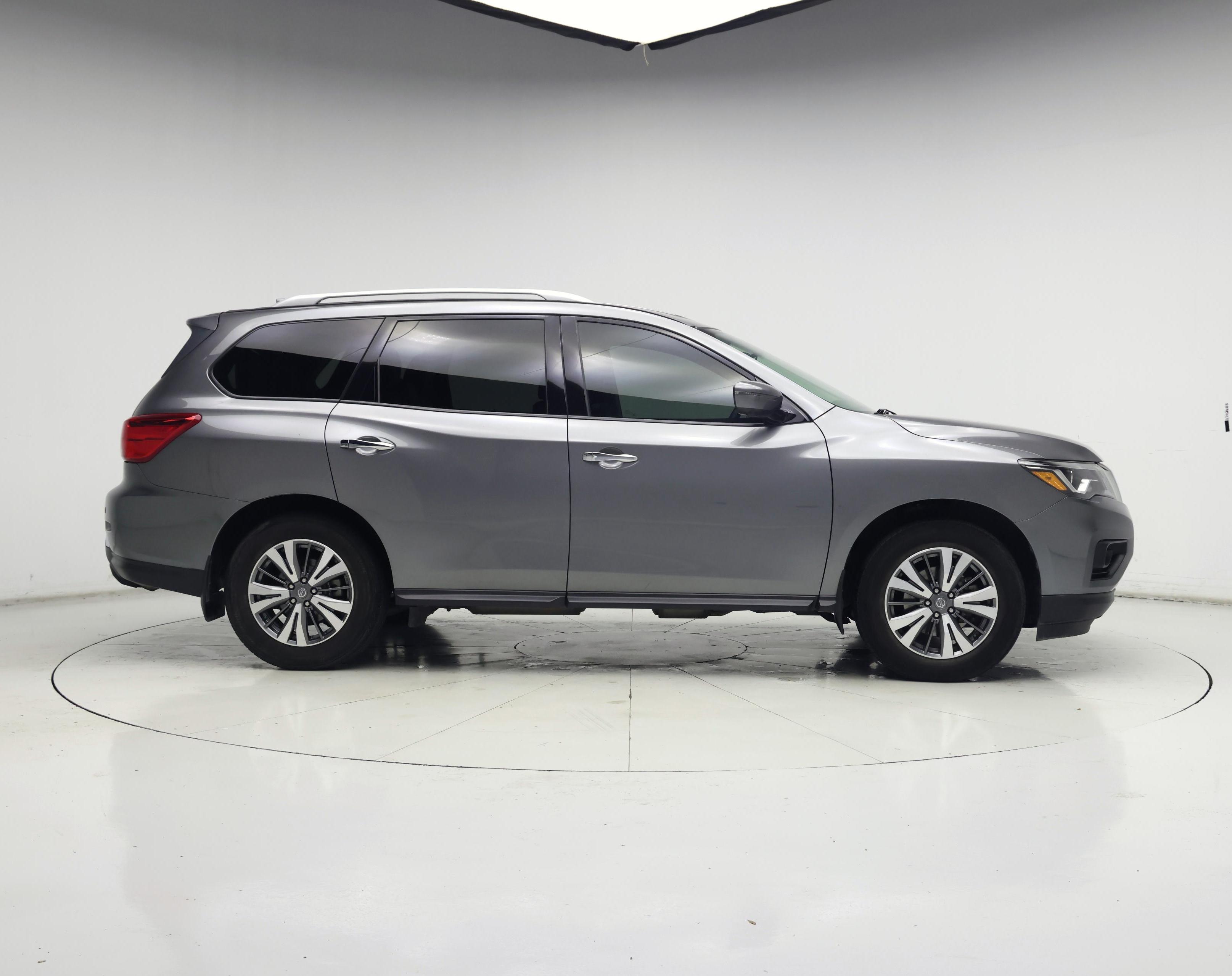 Thumbnail: 2020 Nissan Pathfinder - 7