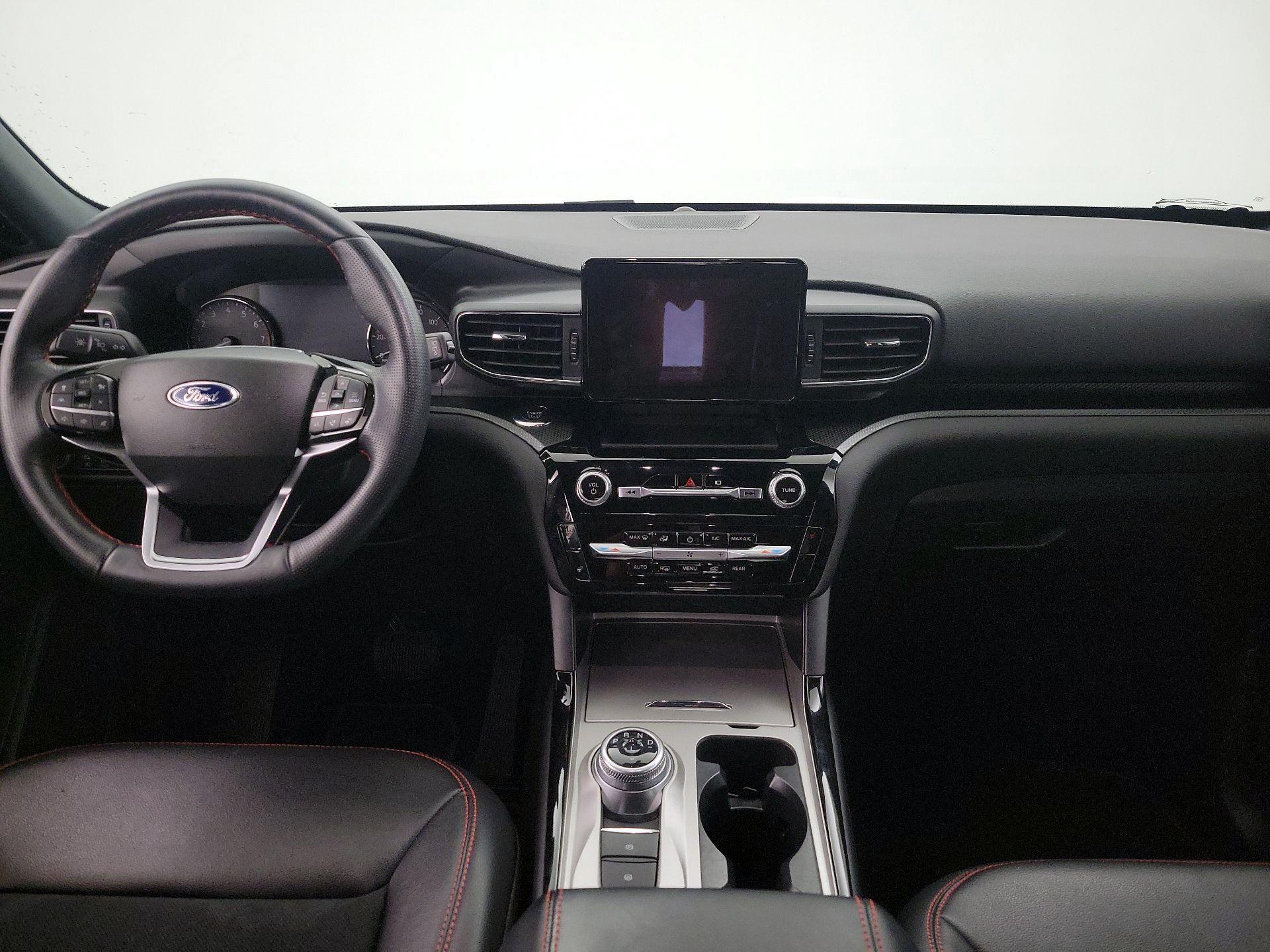 Thumbnail: 2022 Ford Explorer - 9