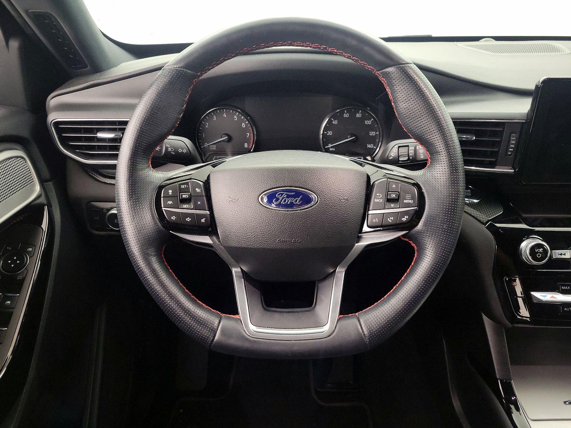 Thumbnail: 2022 Ford Explorer - 10