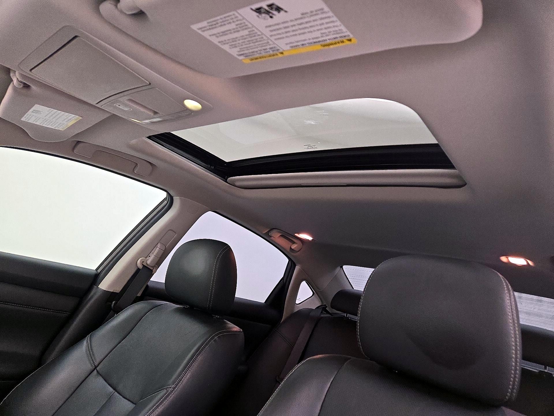 Thumbnail: 2016 Nissan Altima - 20