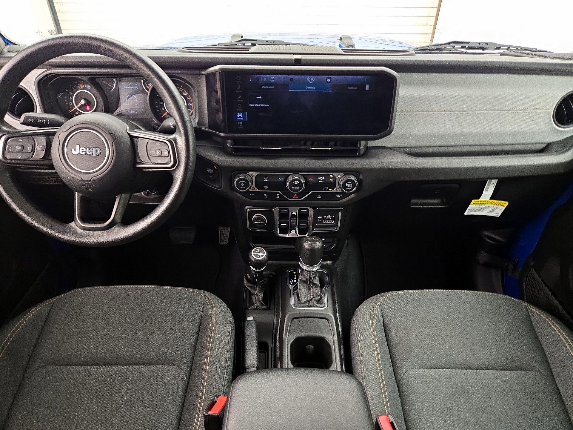 Thumbnail: 2025 Jeep Gladiator - 9