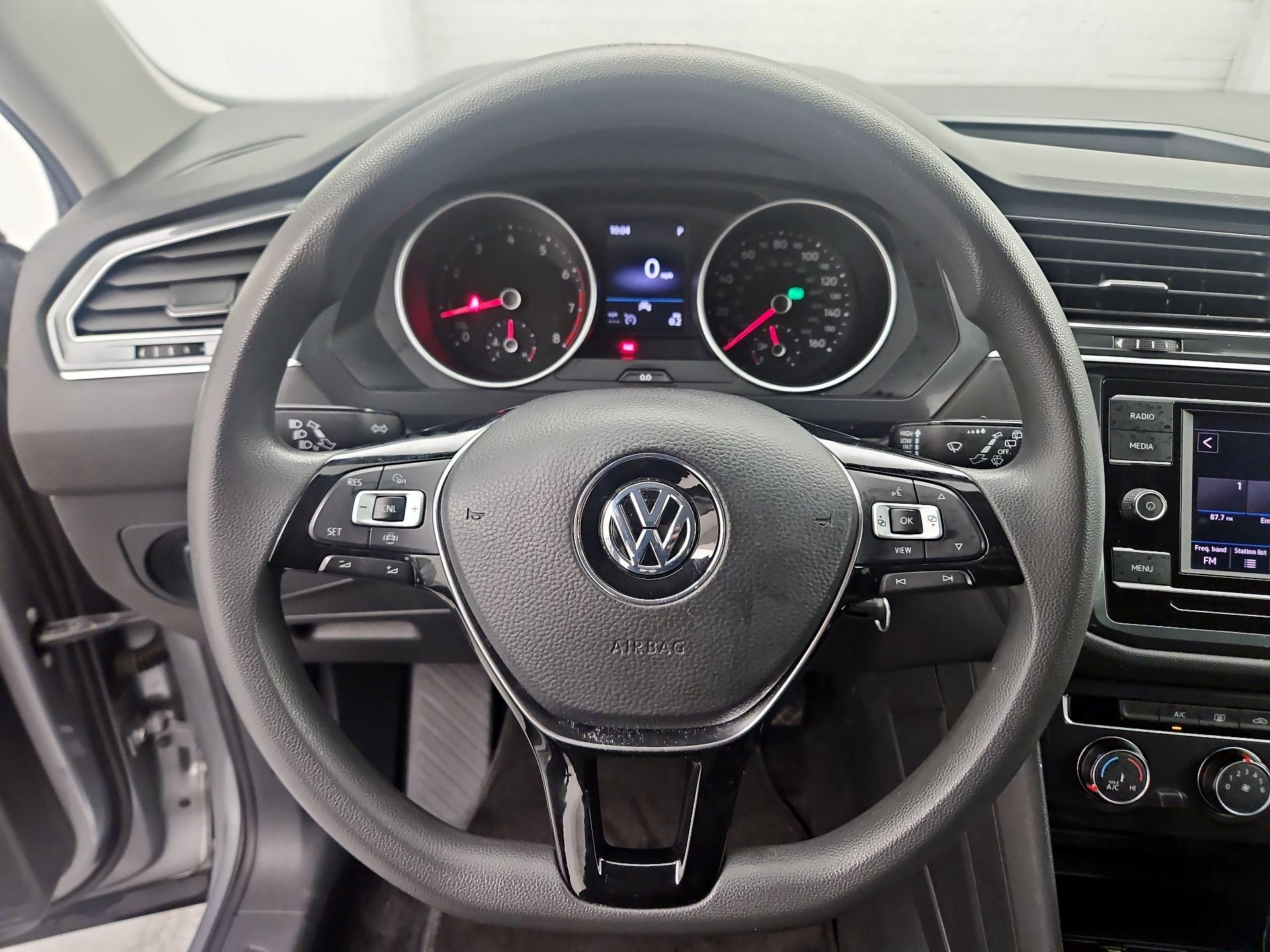 Thumbnail: 2020 Volkswagen Tiguan - 10