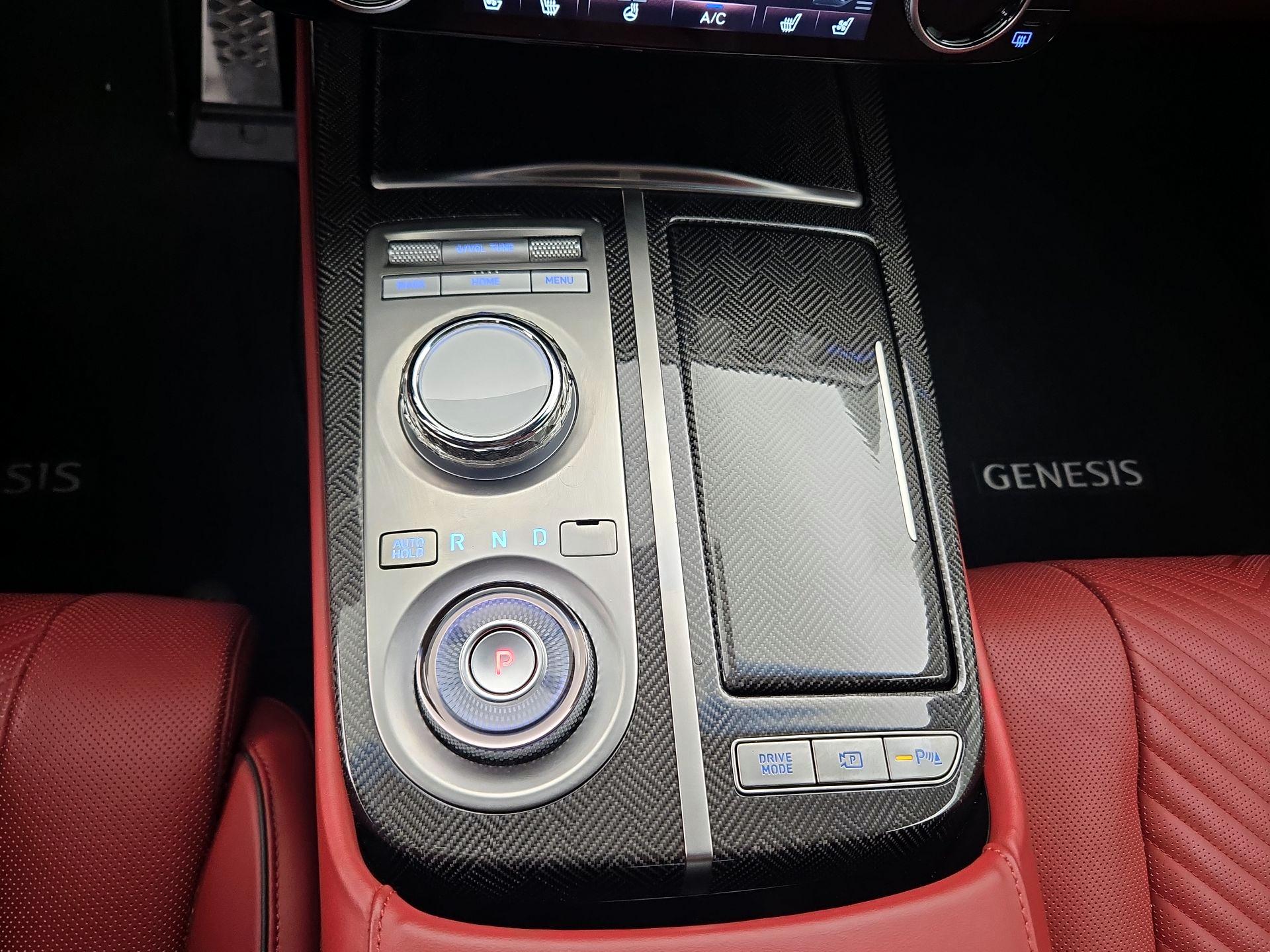 Thumbnail: 2024 Genesis G80 - 18