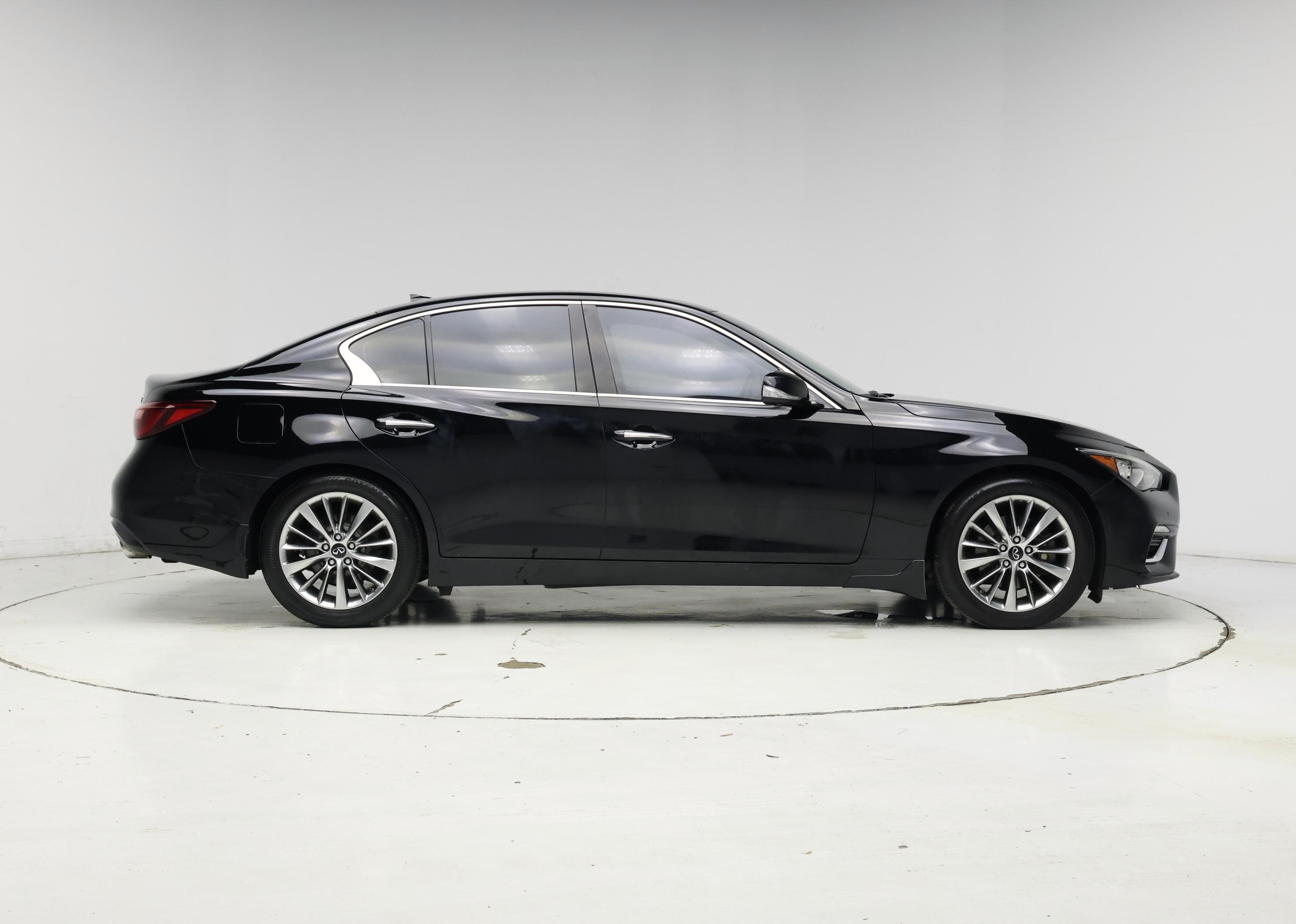 Thumbnail: 2023 INFINITI Q50 - 7