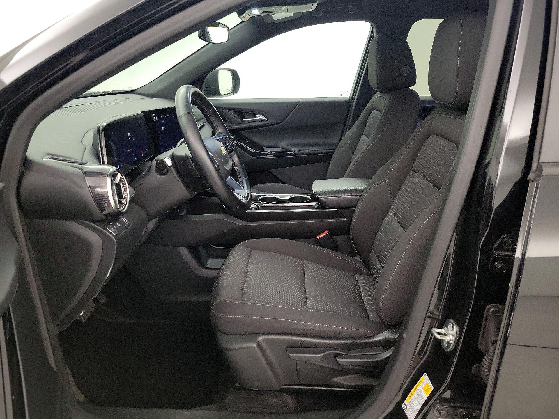 Thumbnail: 2025 Chevrolet Equinox - 11