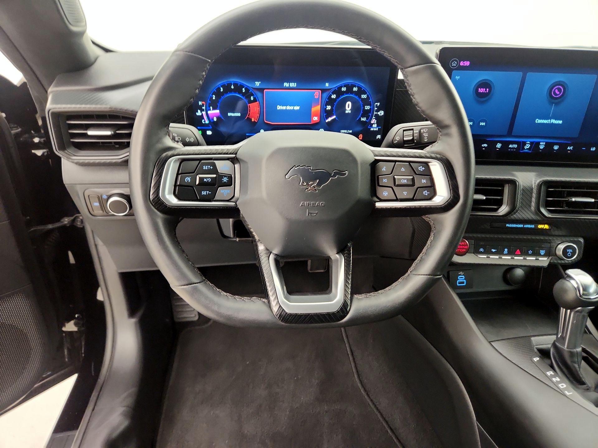 Thumbnail: 2025 Ford Mustang - 10