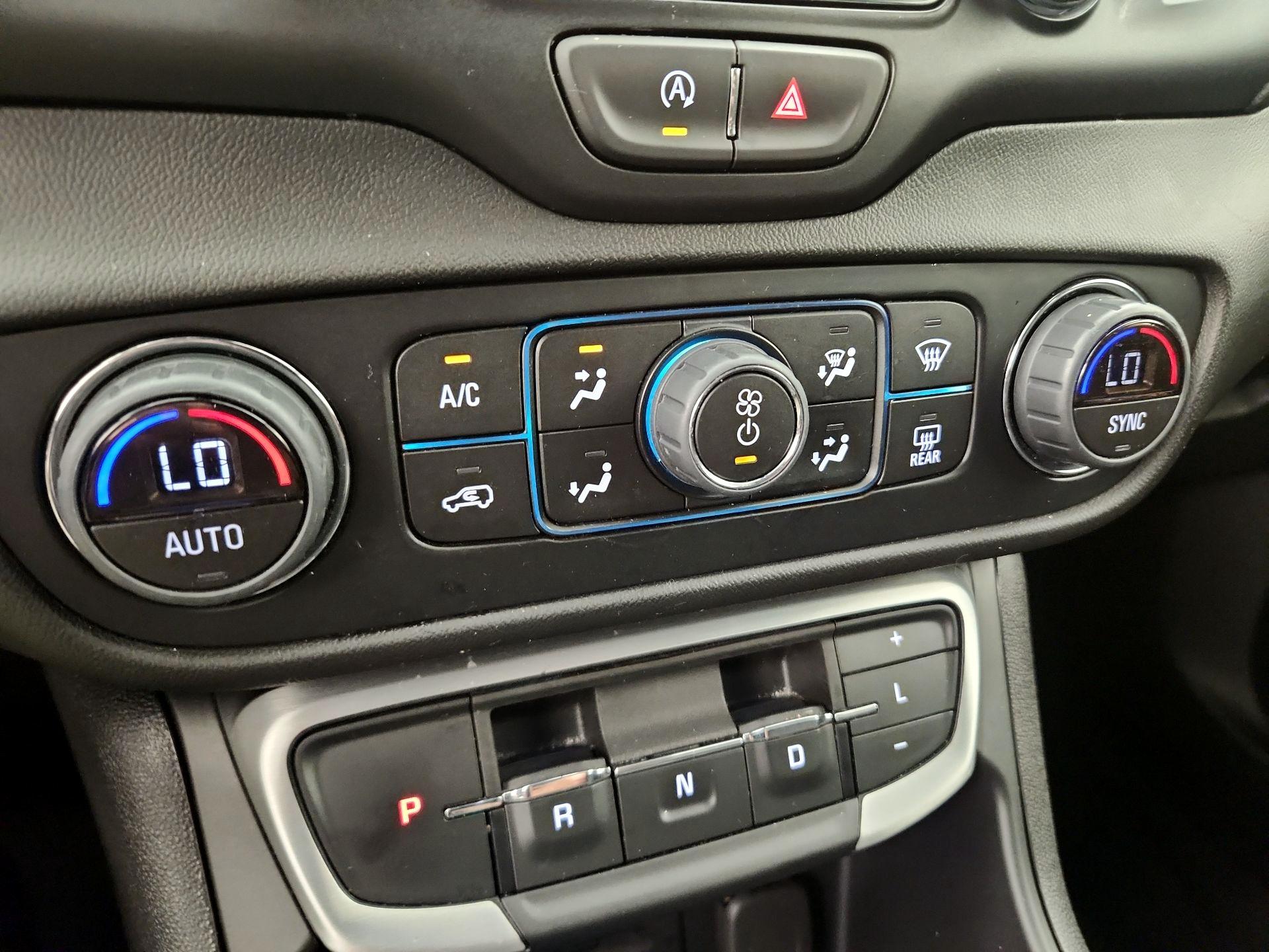 Thumbnail: 2024 GMC Terrain - 16