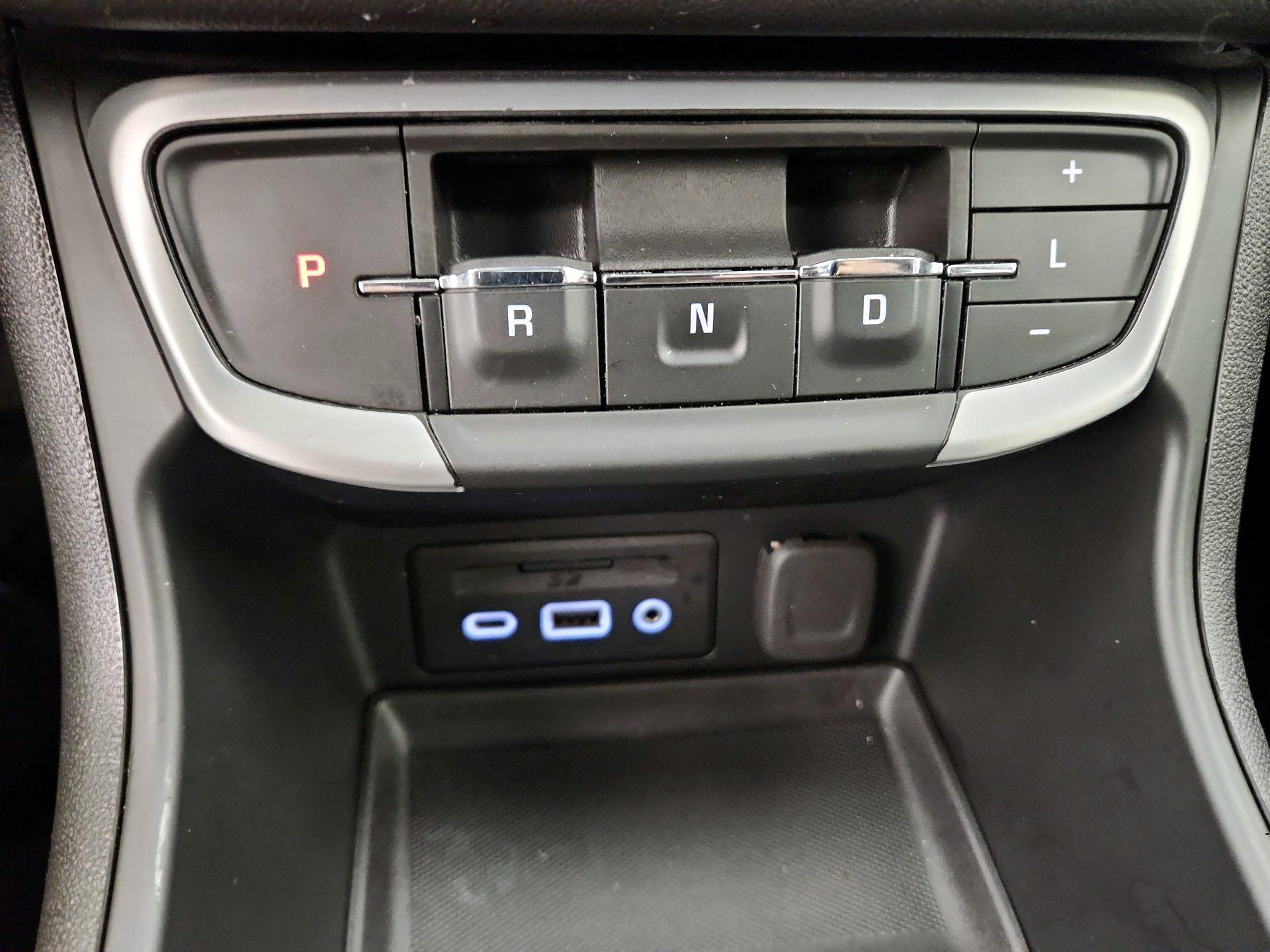 Thumbnail: 2024 GMC Terrain - 17