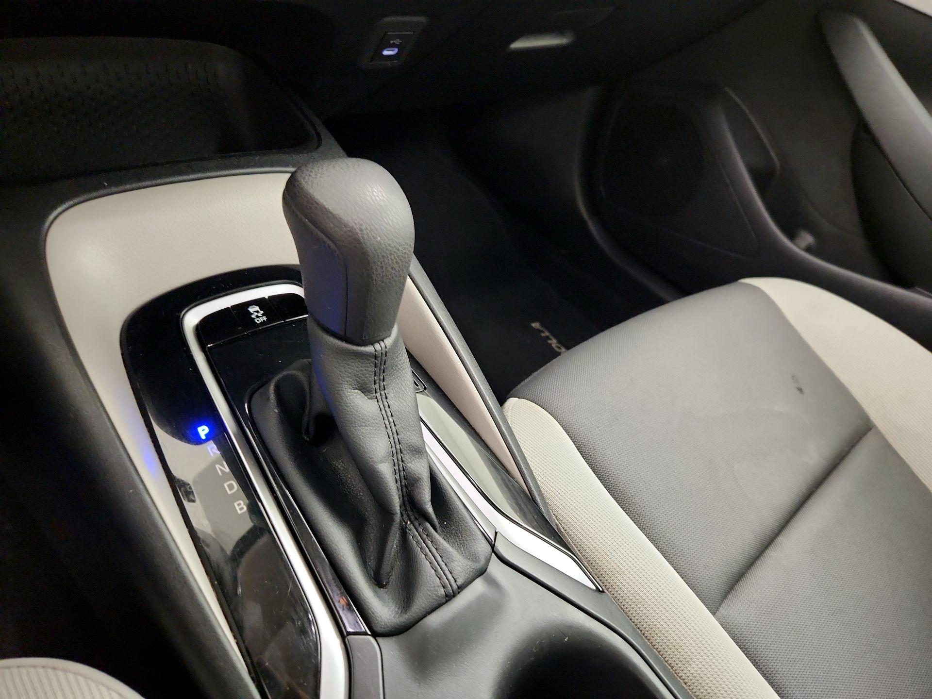 Thumbnail: 2025 Toyota Corolla - 17