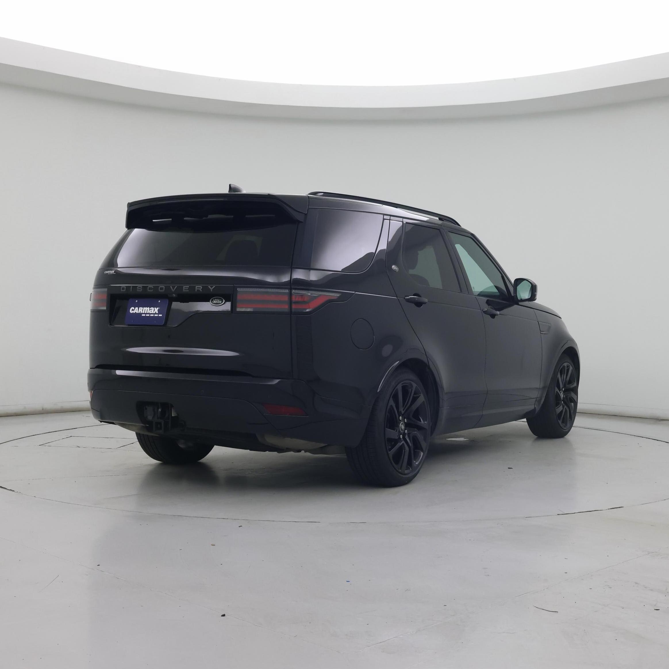 Thumbnail: 2023 Land Rover Discovery - 8
