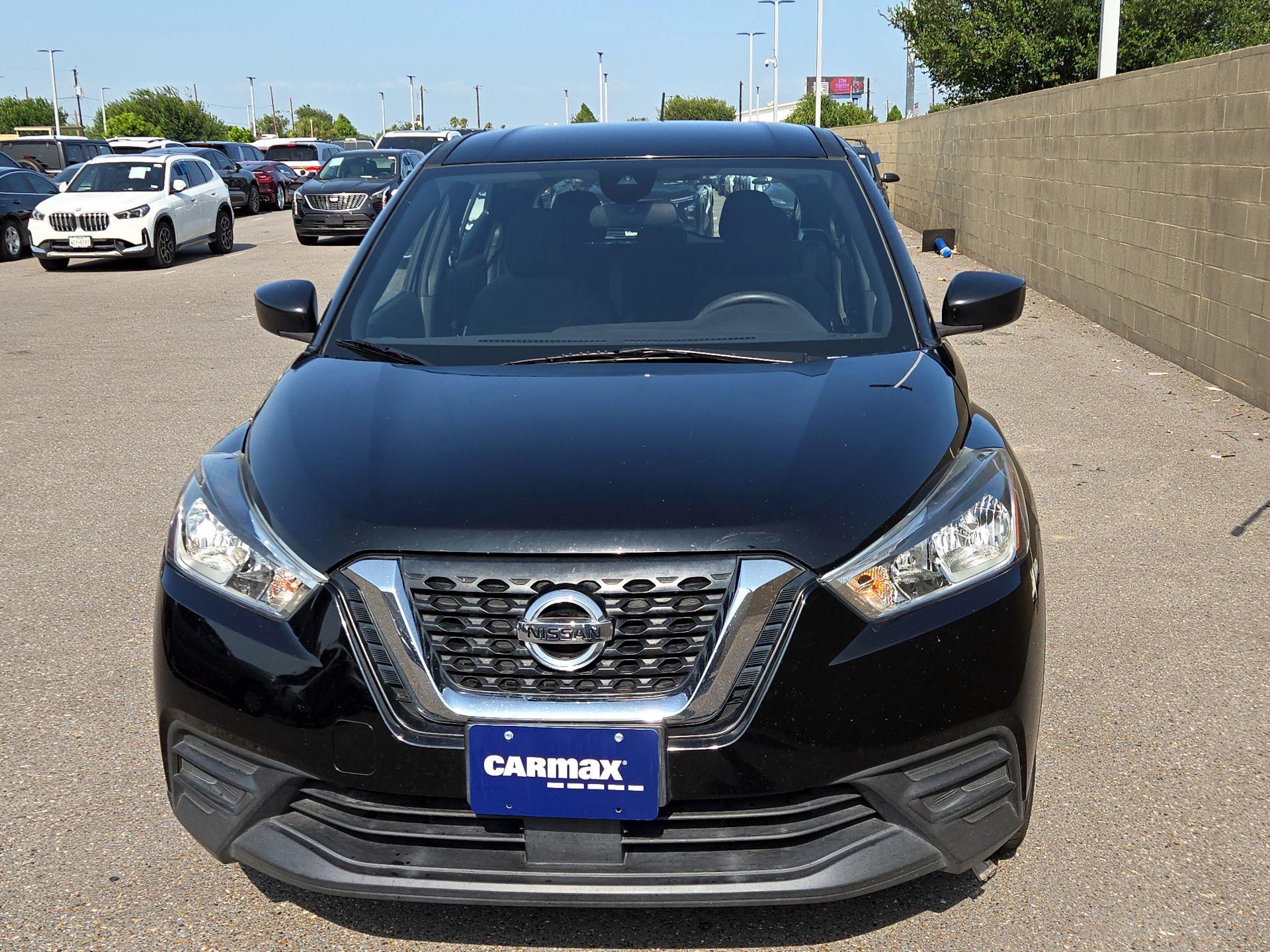 Thumbnail: 2020 Nissan Kicks - 2