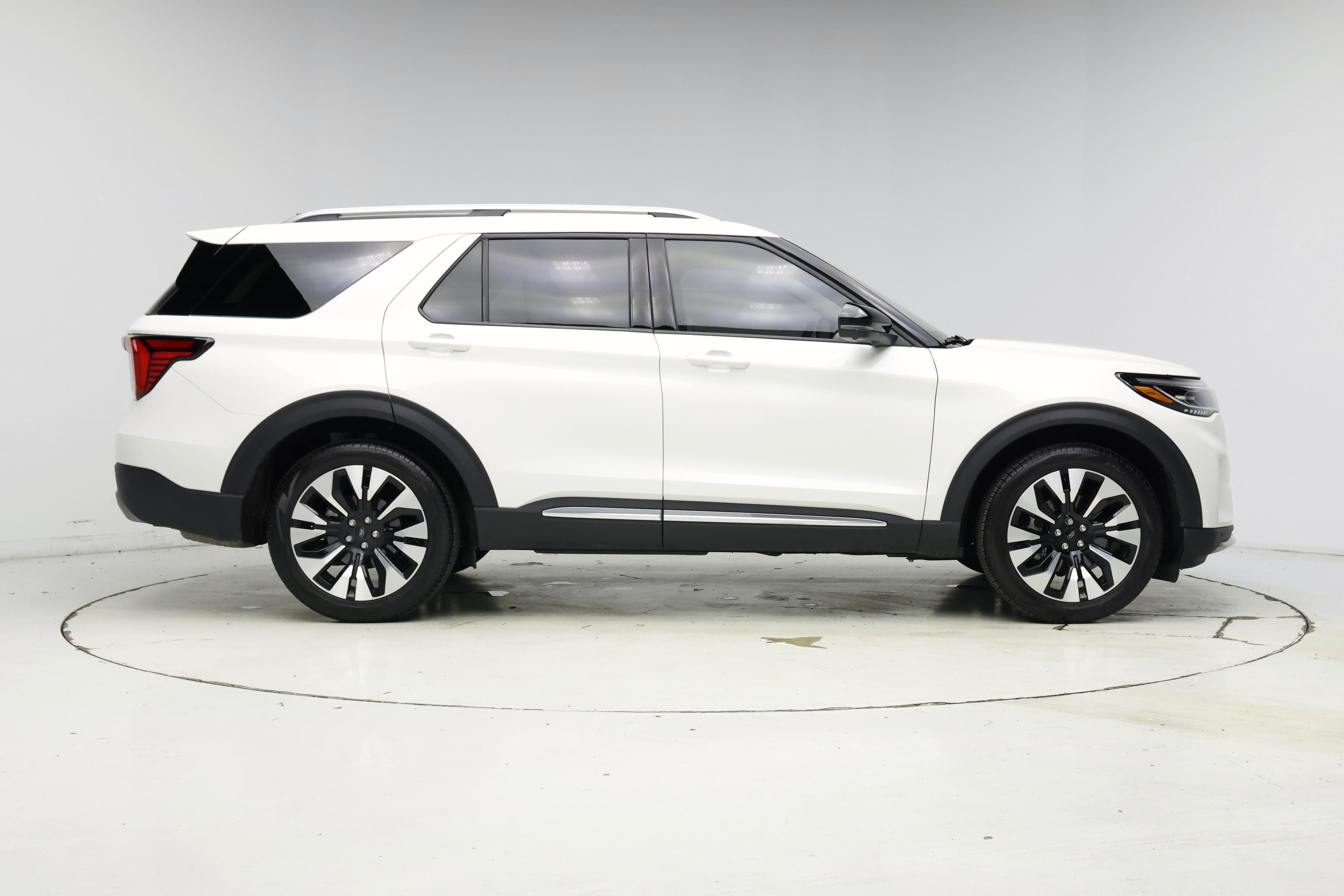 Thumbnail: 2026 Ford Explorer - 7