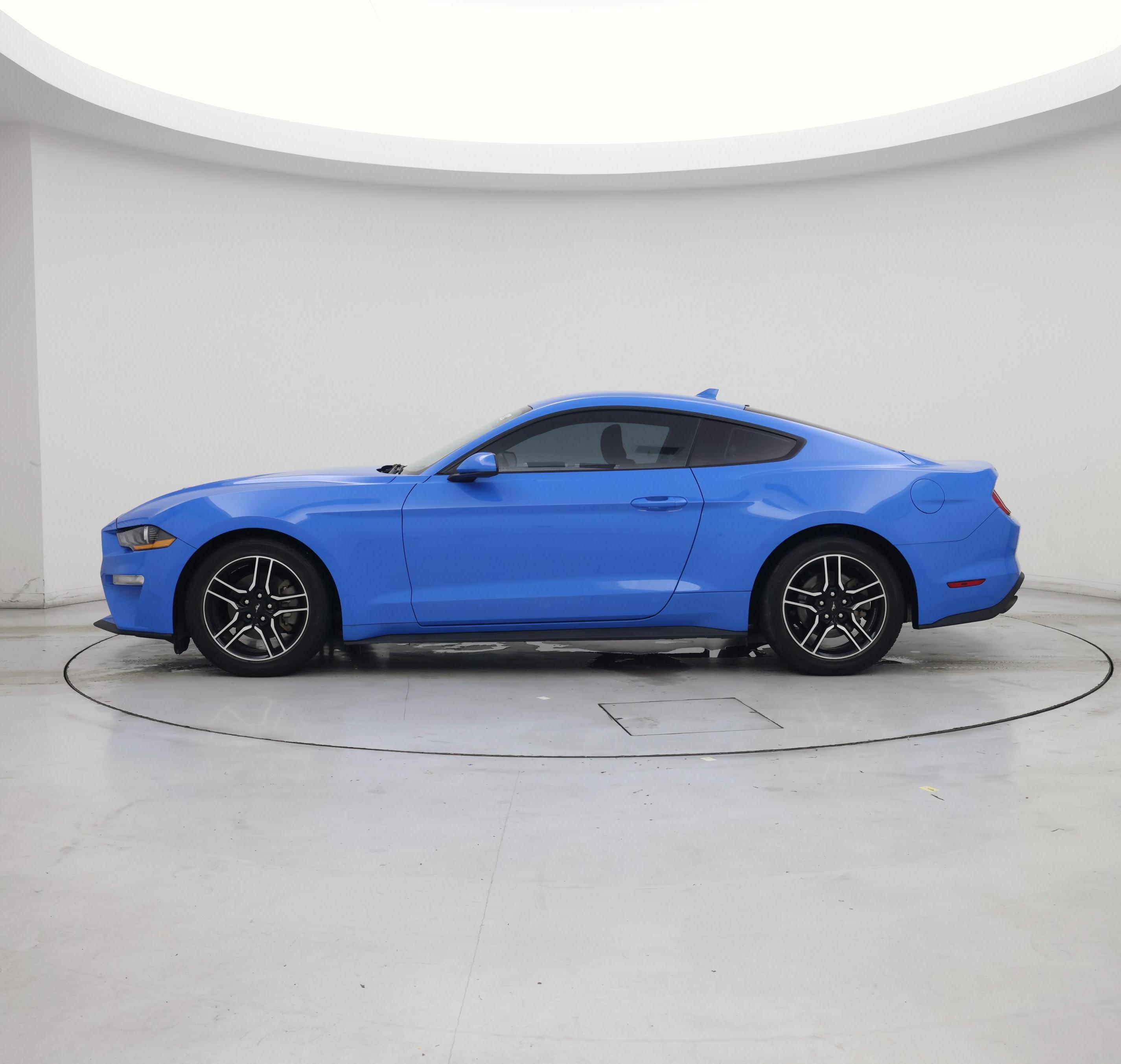 Thumbnail: 2022 Ford Mustang - 3