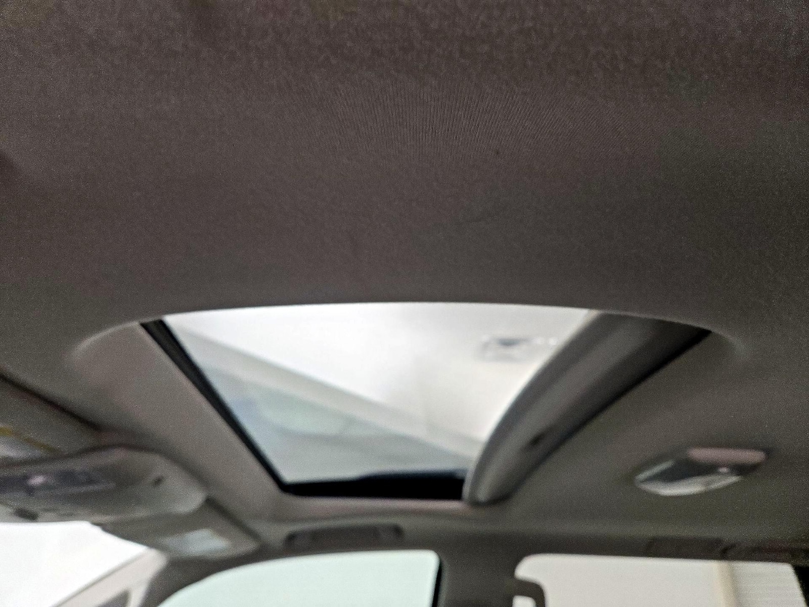 2019 Toyota Sequoia SR5 - Photo 20