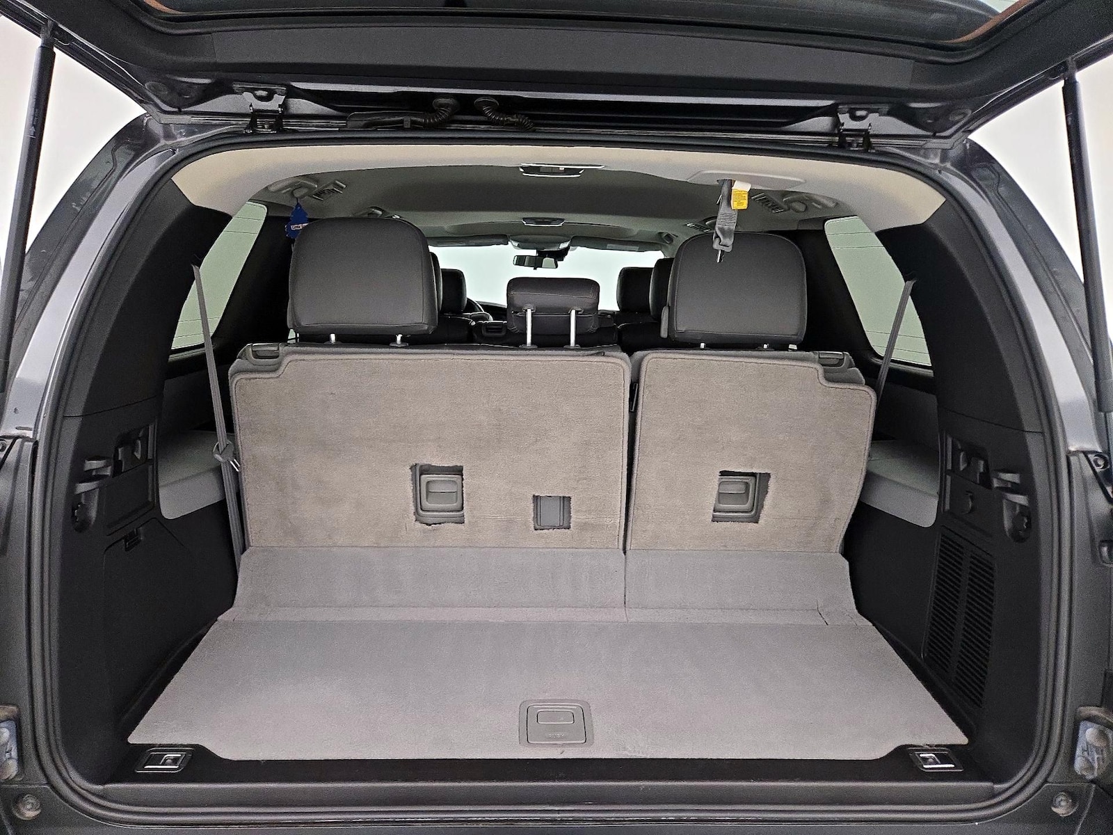 2019 Toyota Sequoia SR5 - Photo 23