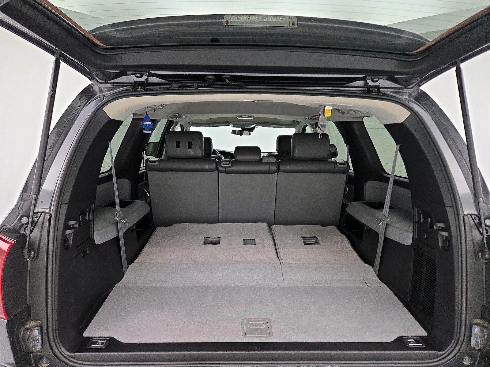 2019 Toyota Sequoia SR5 - Photo 24