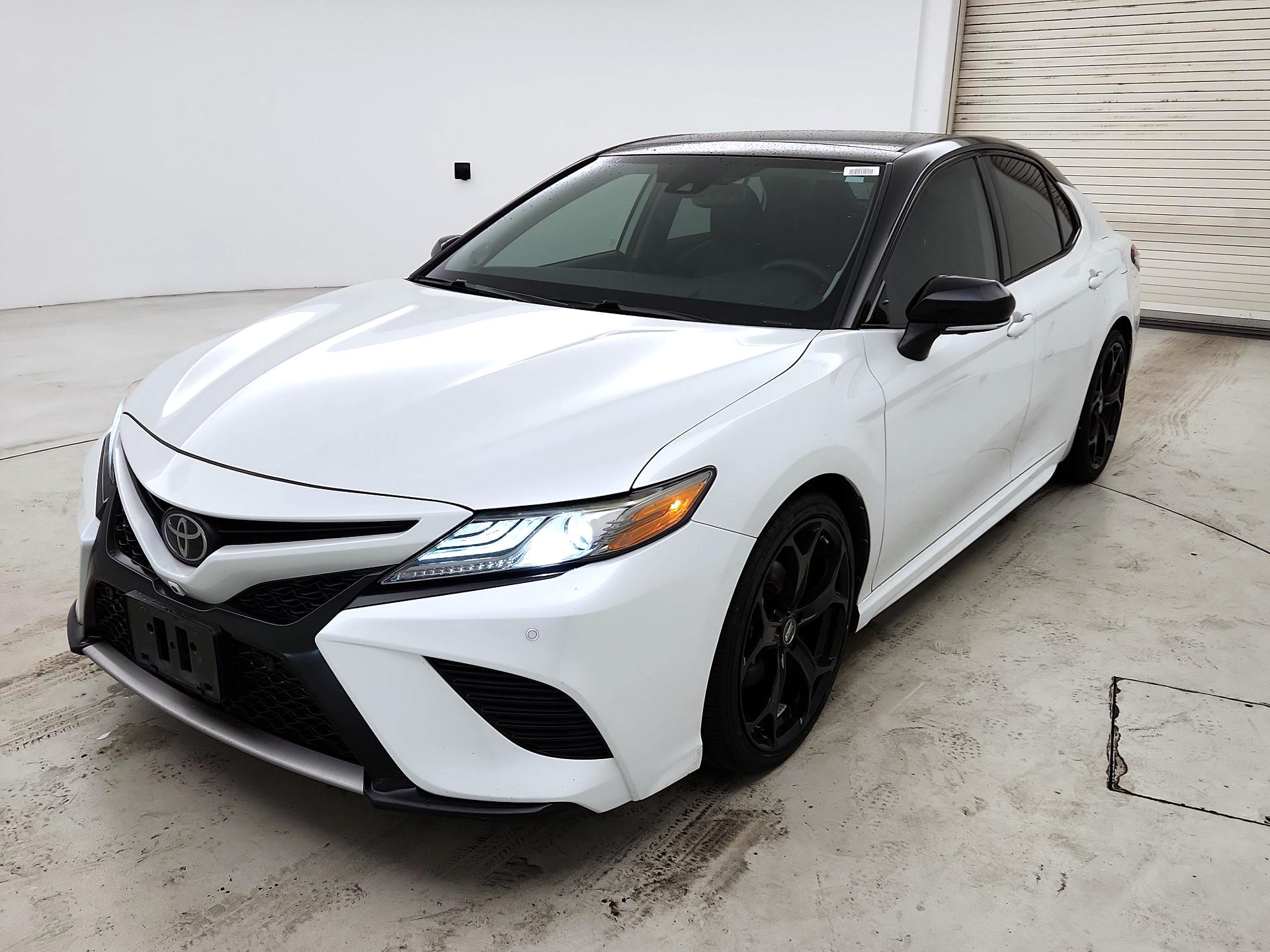 Thumbnail: 2019 Toyota Camry - 3