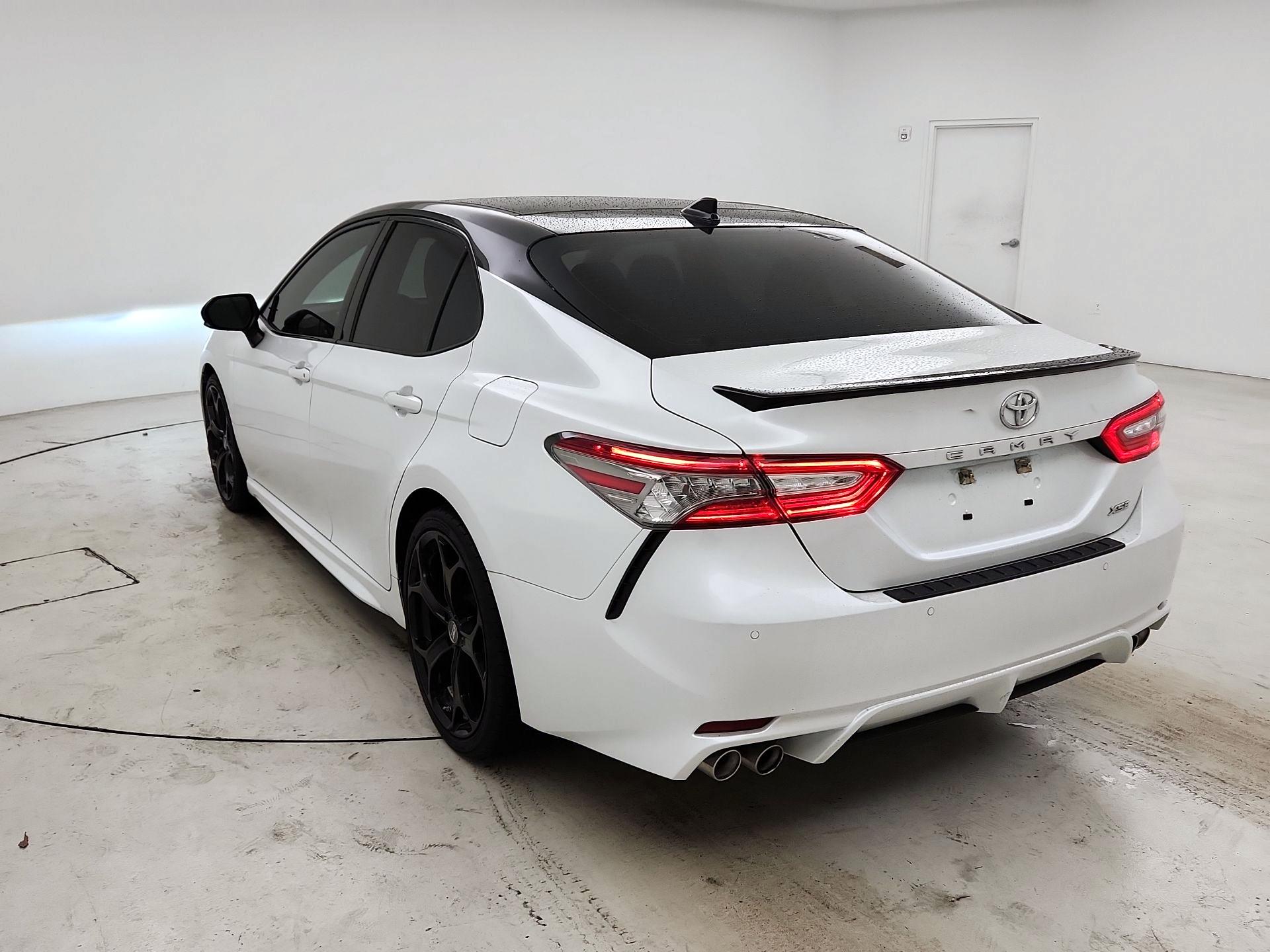 Thumbnail: 2019 Toyota Camry - 7