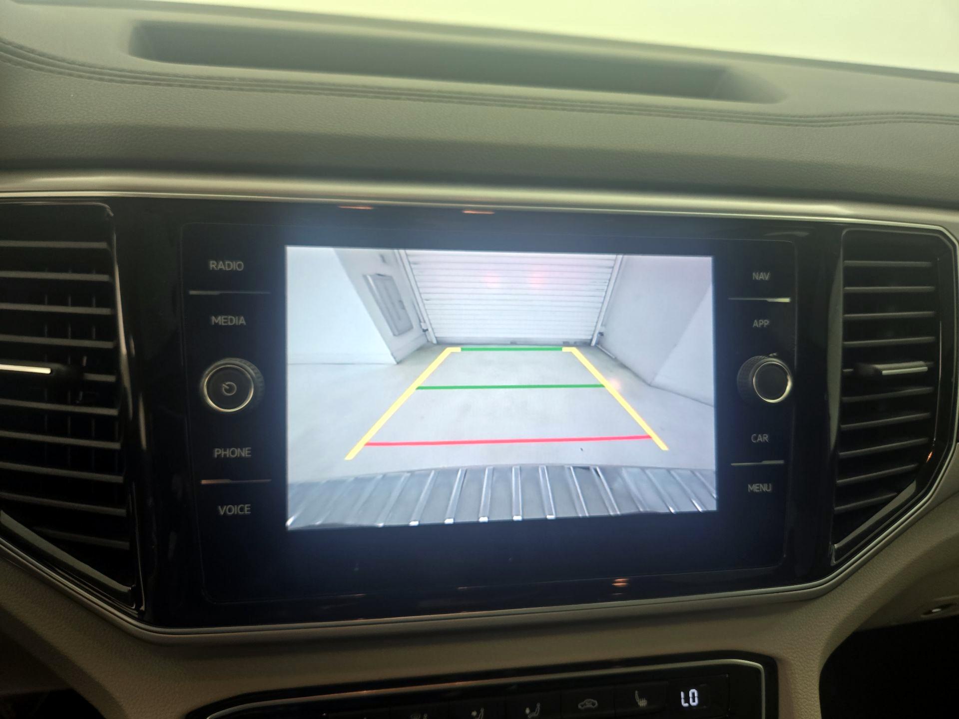 Thumbnail: 2019 Volkswagen Atlas - 15