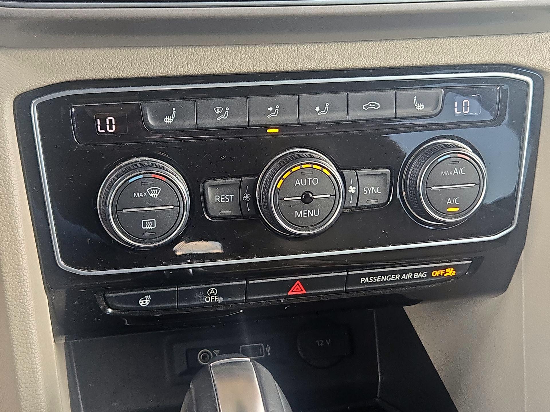 Thumbnail: 2019 Volkswagen Atlas - 17
