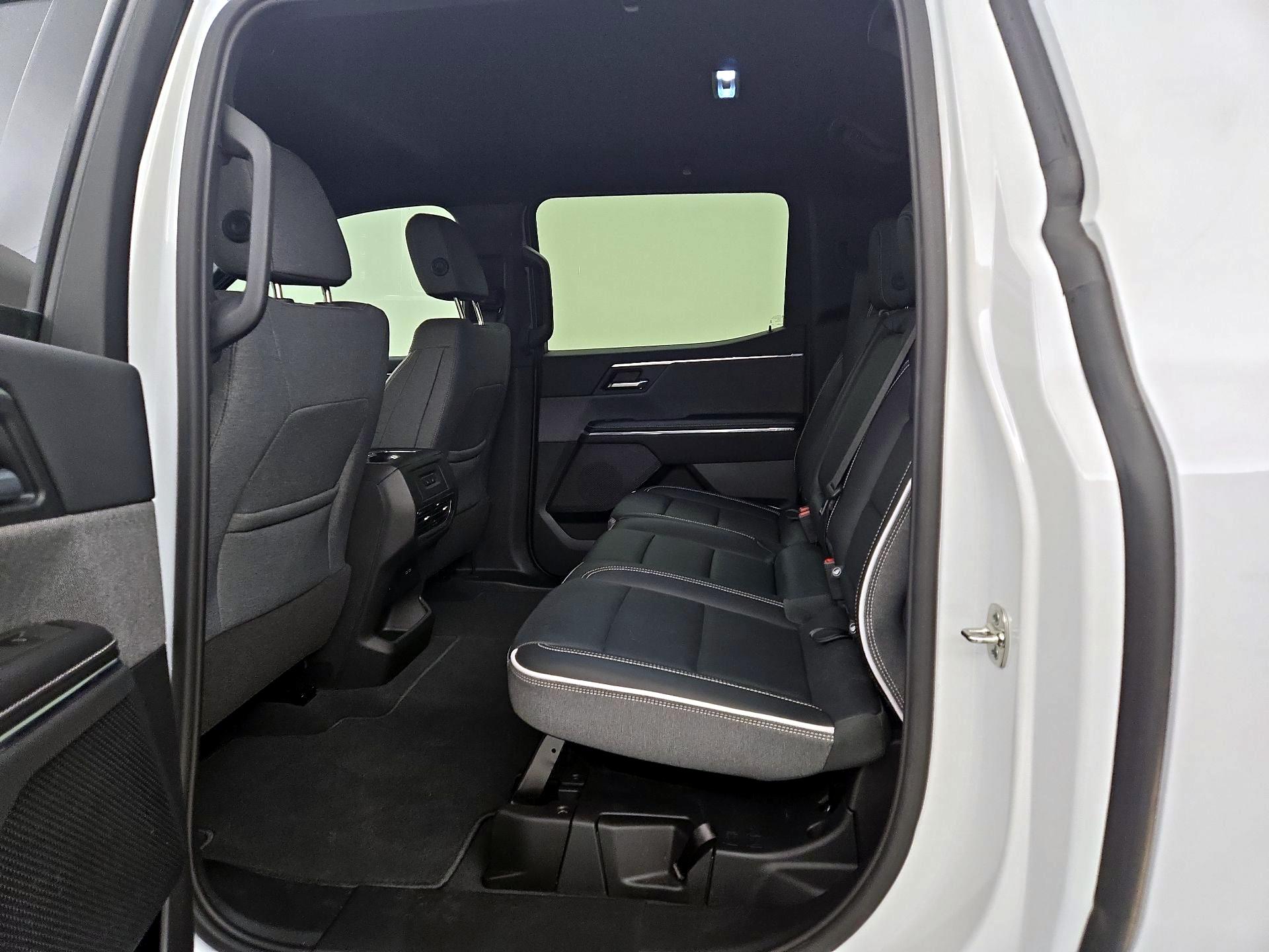 Thumbnail: 2026 GMC Sierra EV - 20