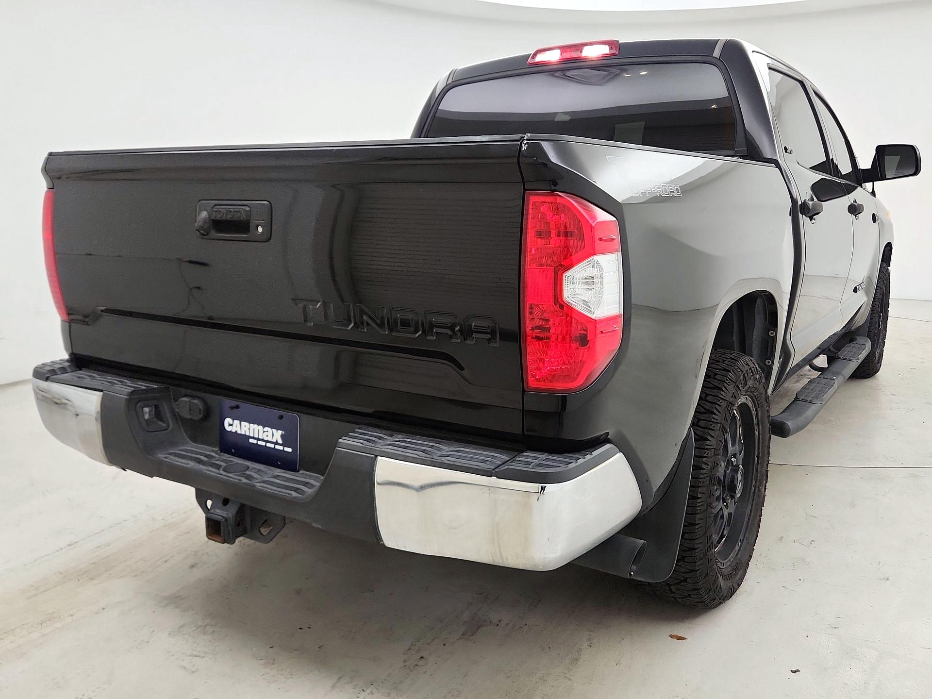 Thumbnail: 2017 Toyota Tundra - 5