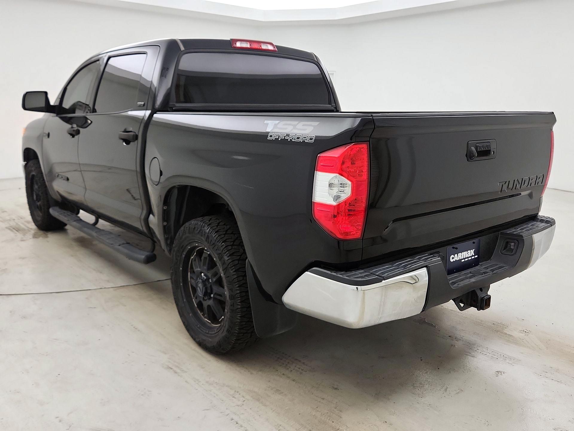 Thumbnail: 2017 Toyota Tundra - 7