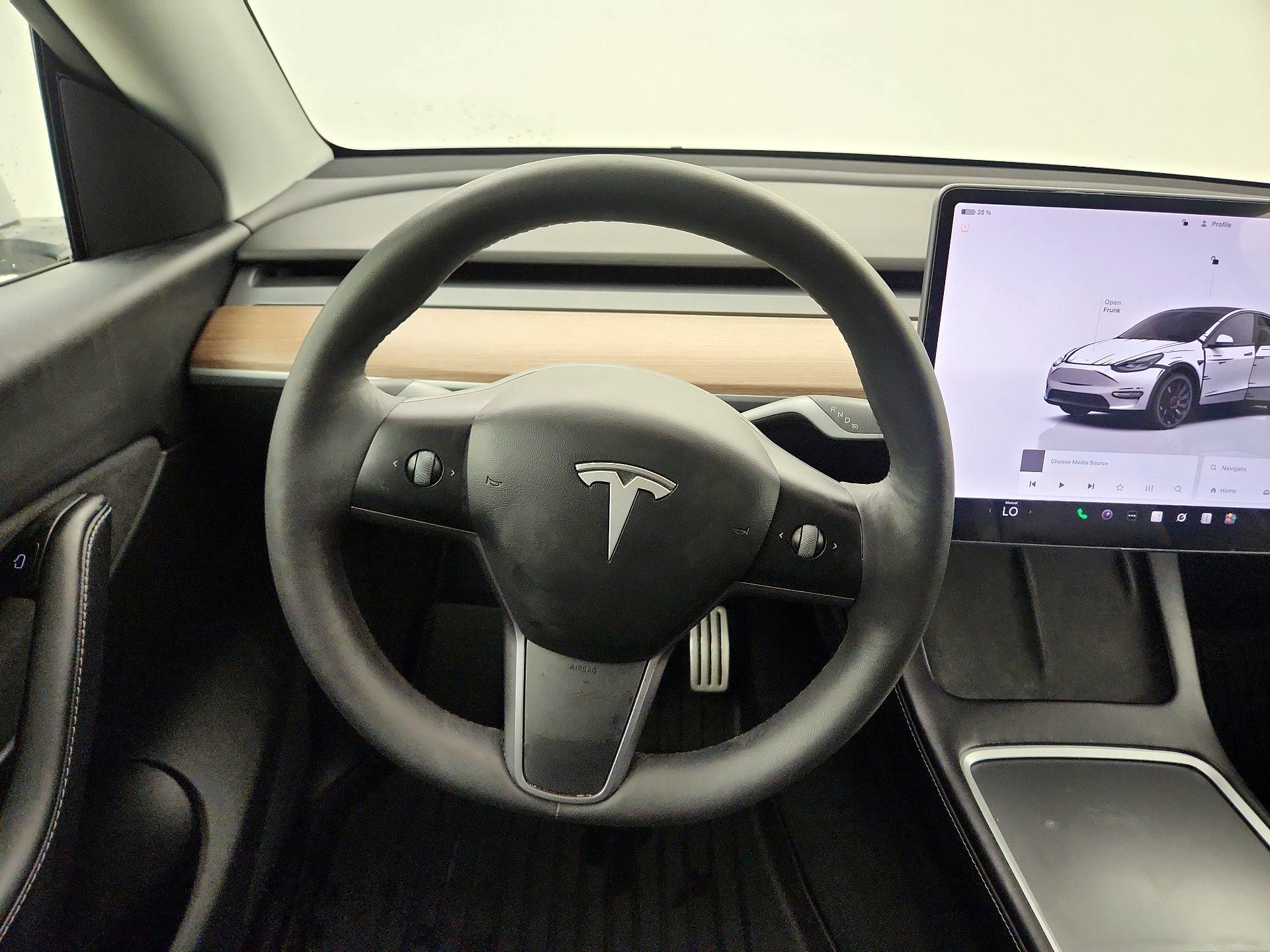 Thumbnail: 2022 Tesla Model Y - 10