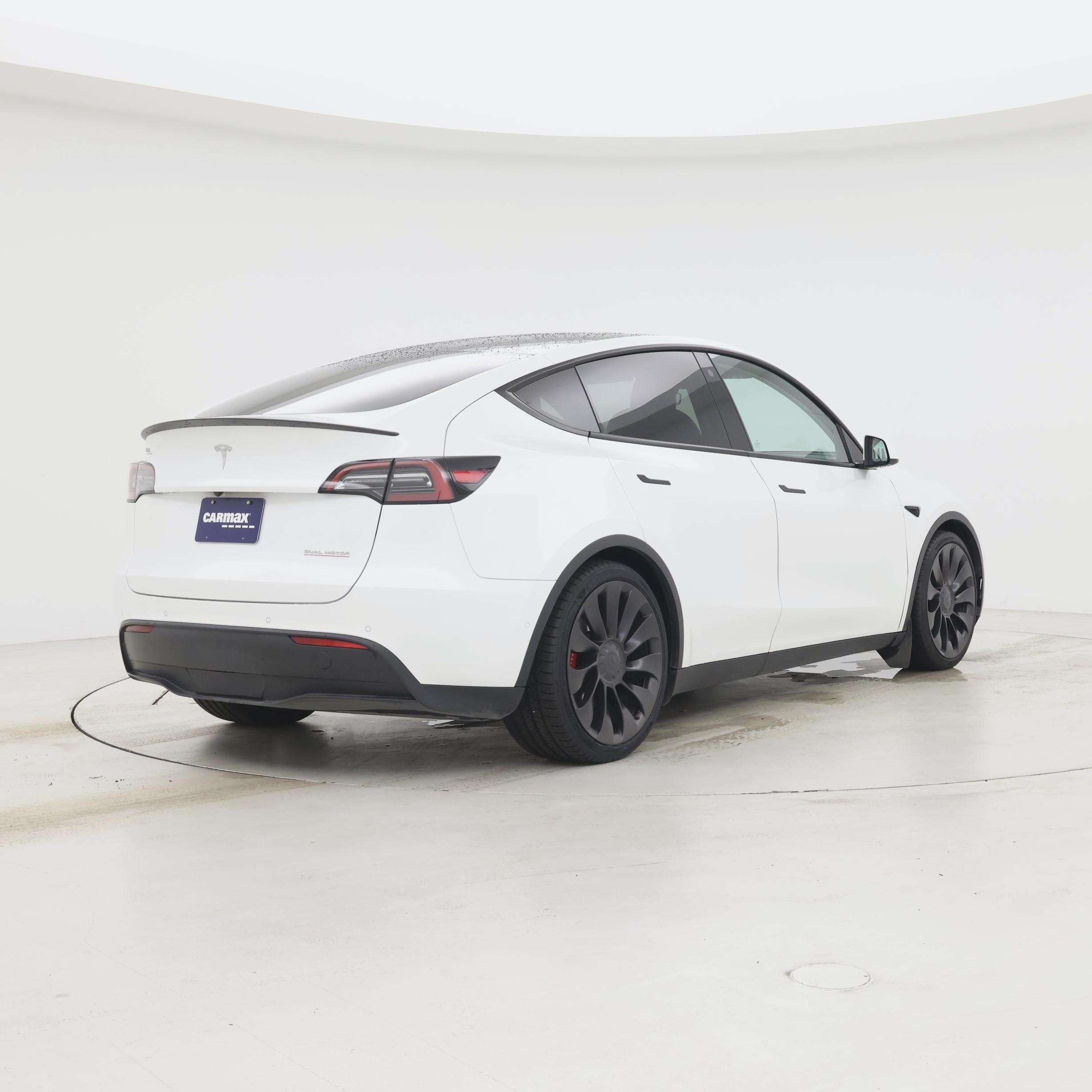 Thumbnail: 2022 Tesla Model Y - 8
