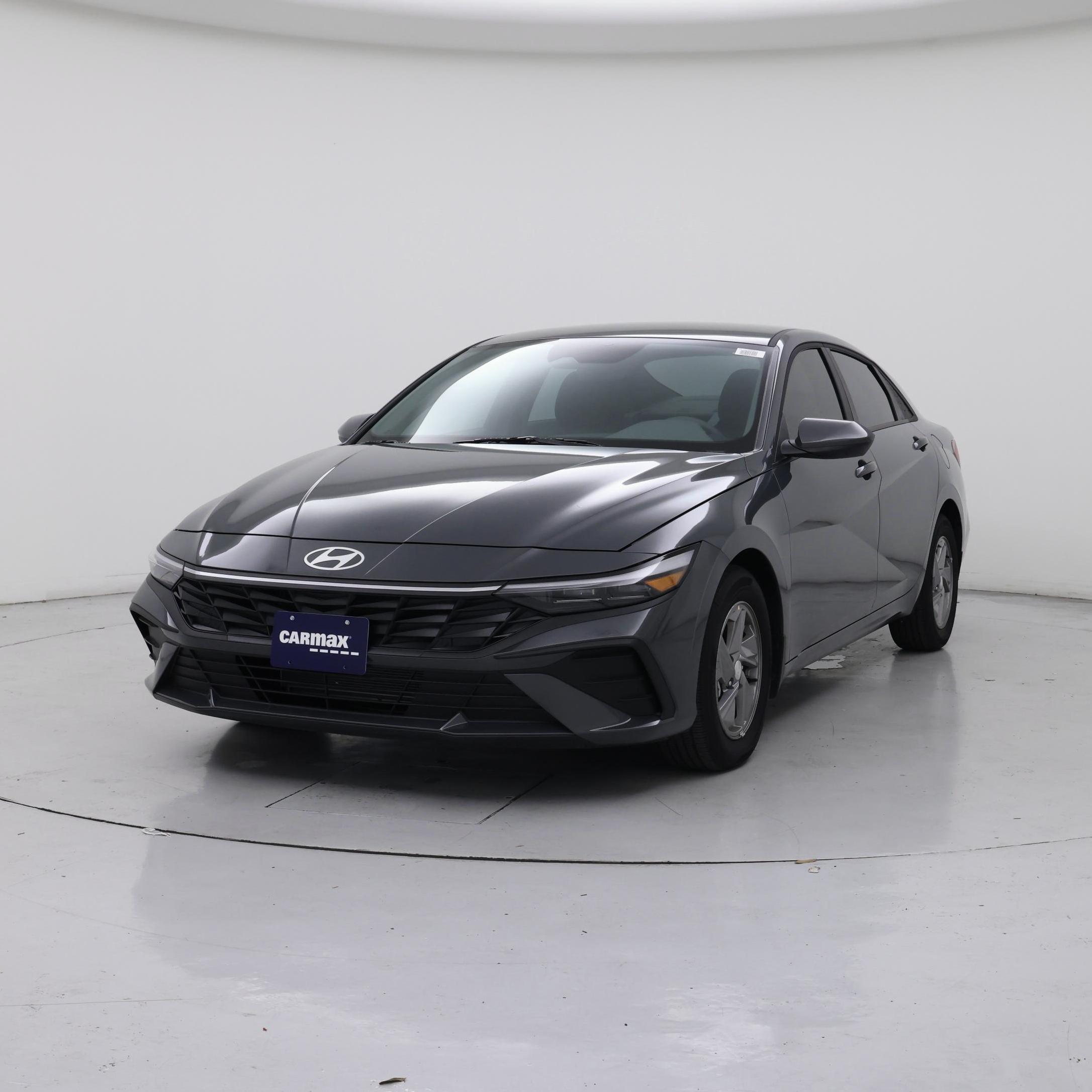 Thumbnail: 2025 Hyundai Elantra - 4
