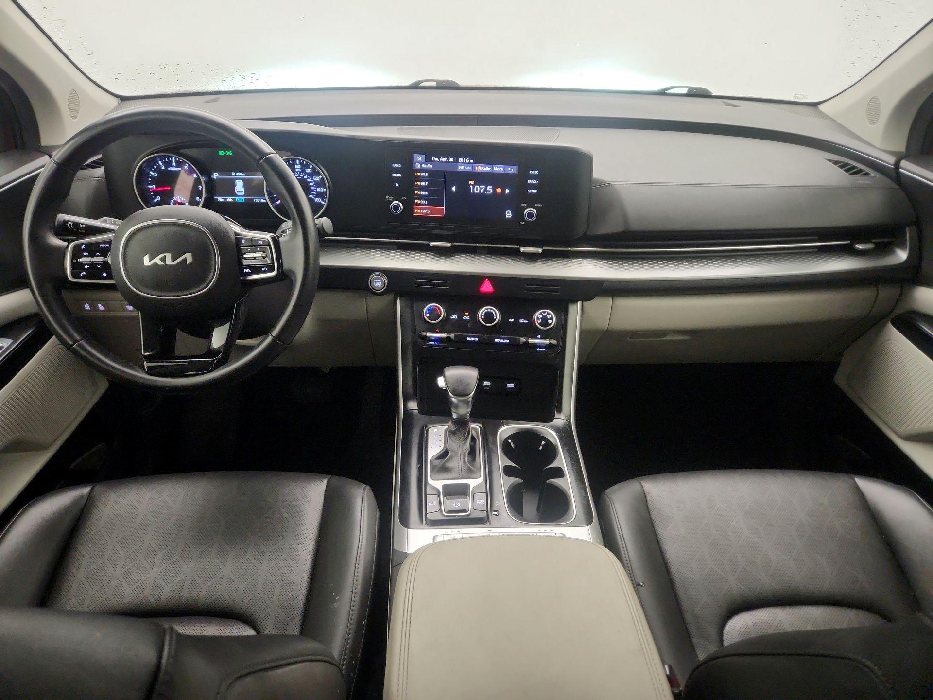 Thumbnail: 2022 Kia Carnival - 9