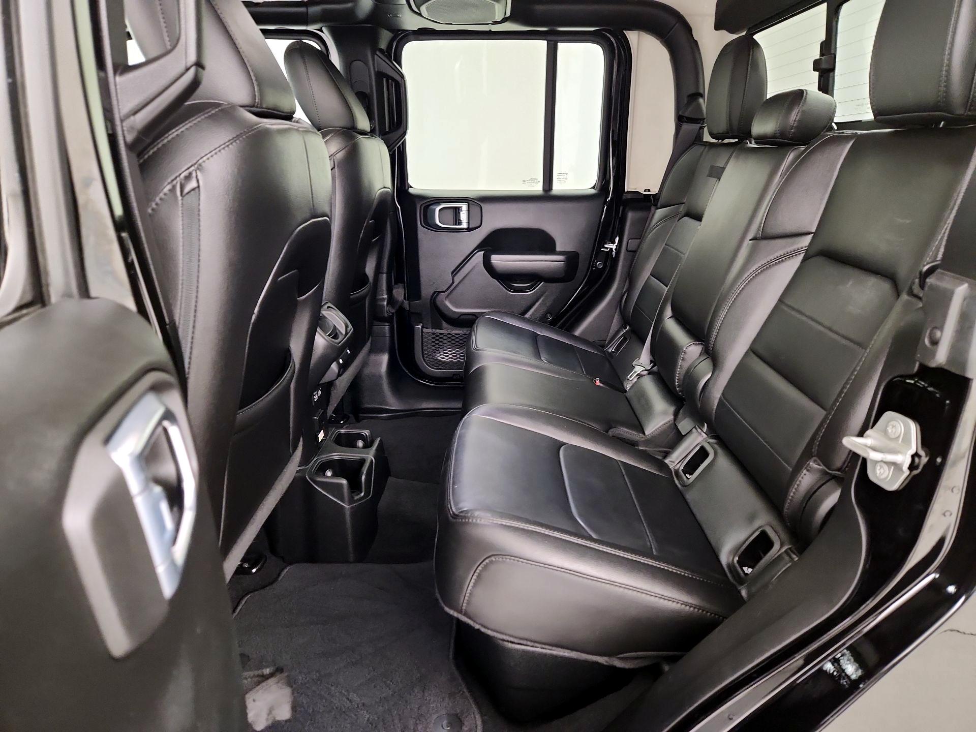 Thumbnail: 2021 Jeep Gladiator - 20