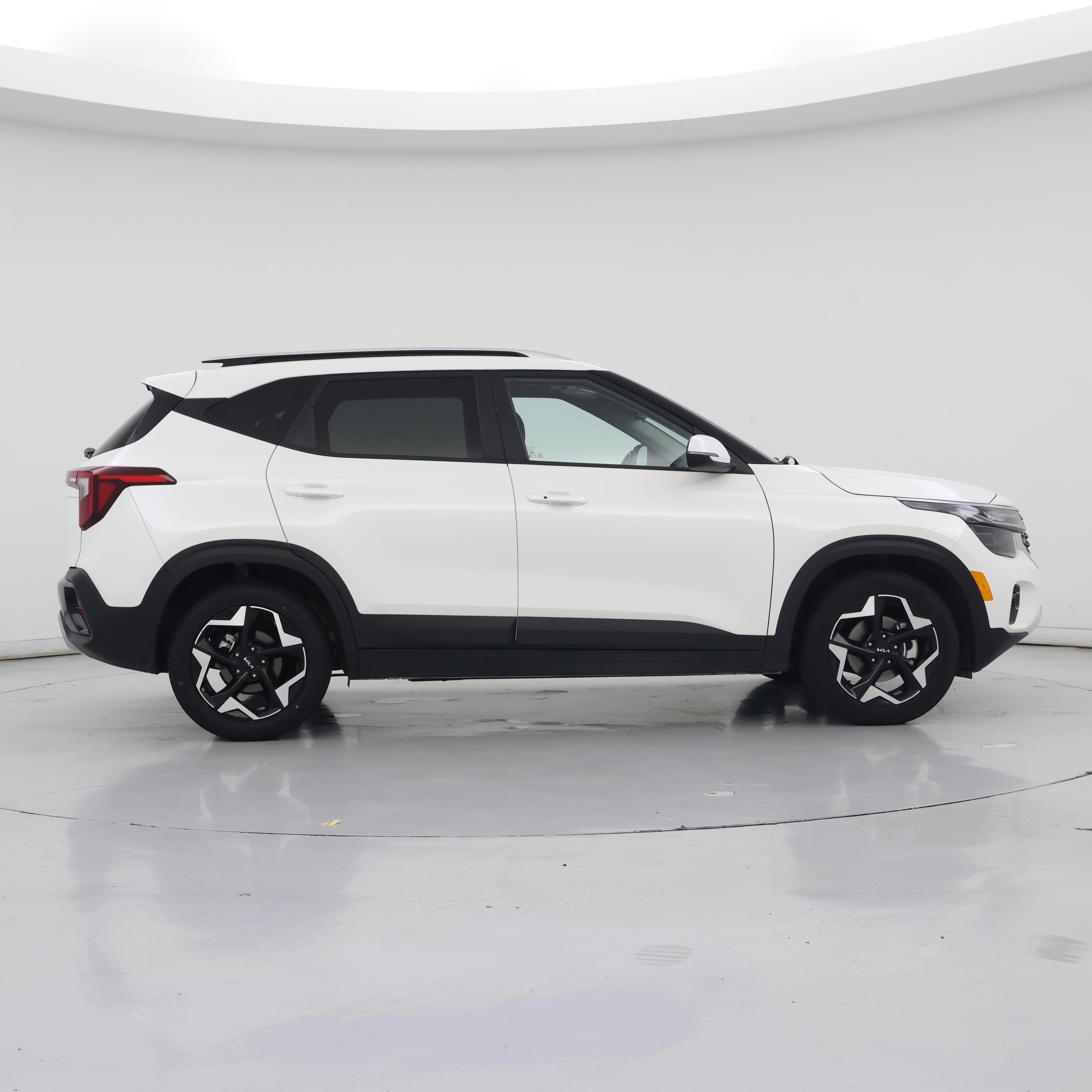 Thumbnail: 2025 Kia Seltos - 7