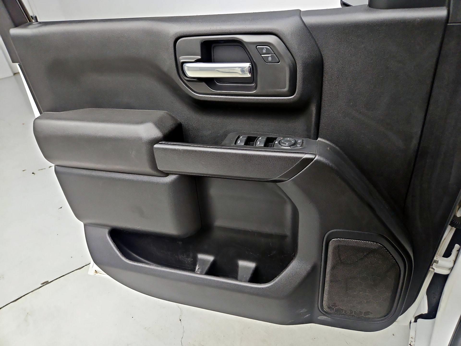 Thumbnail: 2021 Chevrolet Silverado 1500 - 12