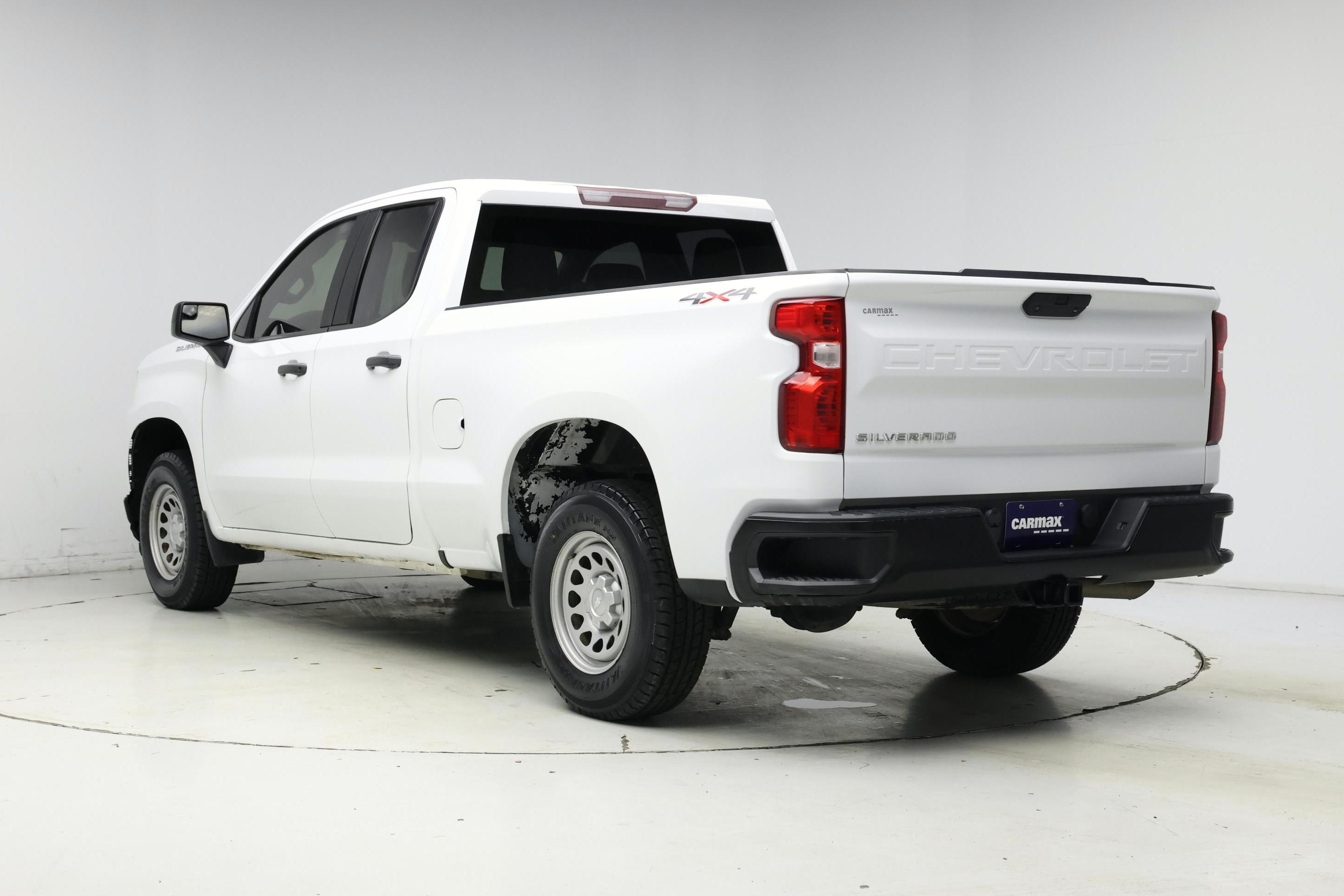 Thumbnail: 2021 Chevrolet Silverado 1500 - 2