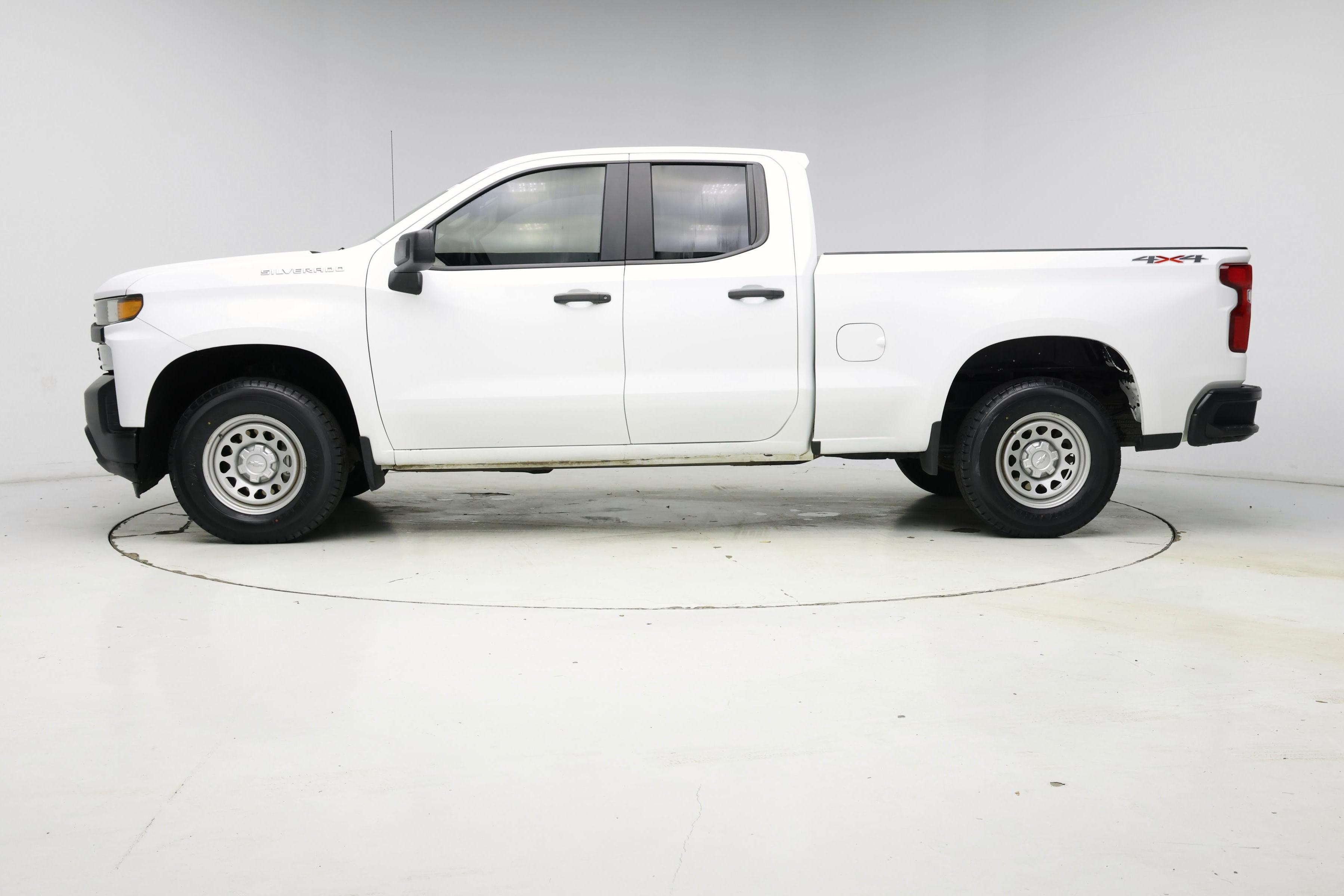 Thumbnail: 2021 Chevrolet Silverado 1500 - 3