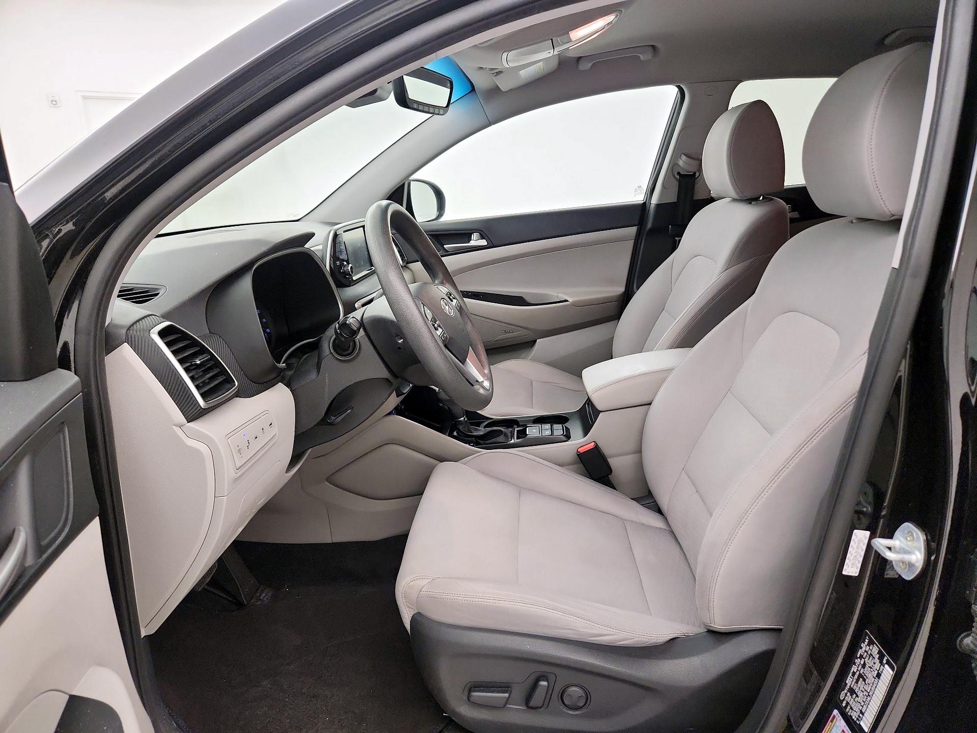 Thumbnail: 2019 Hyundai Tucson - 9