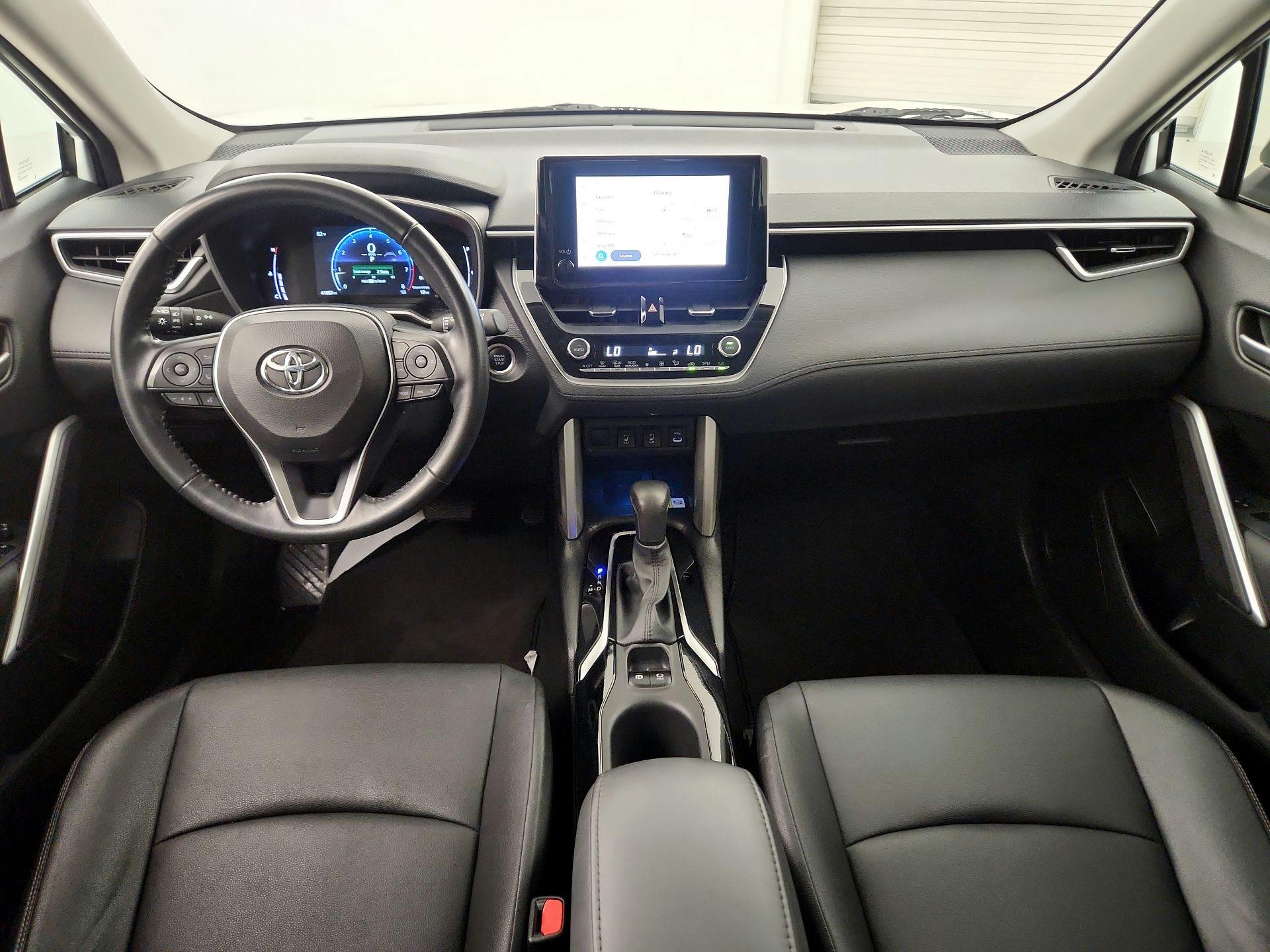 Thumbnail: 2023 Toyota Corolla Cross - 9