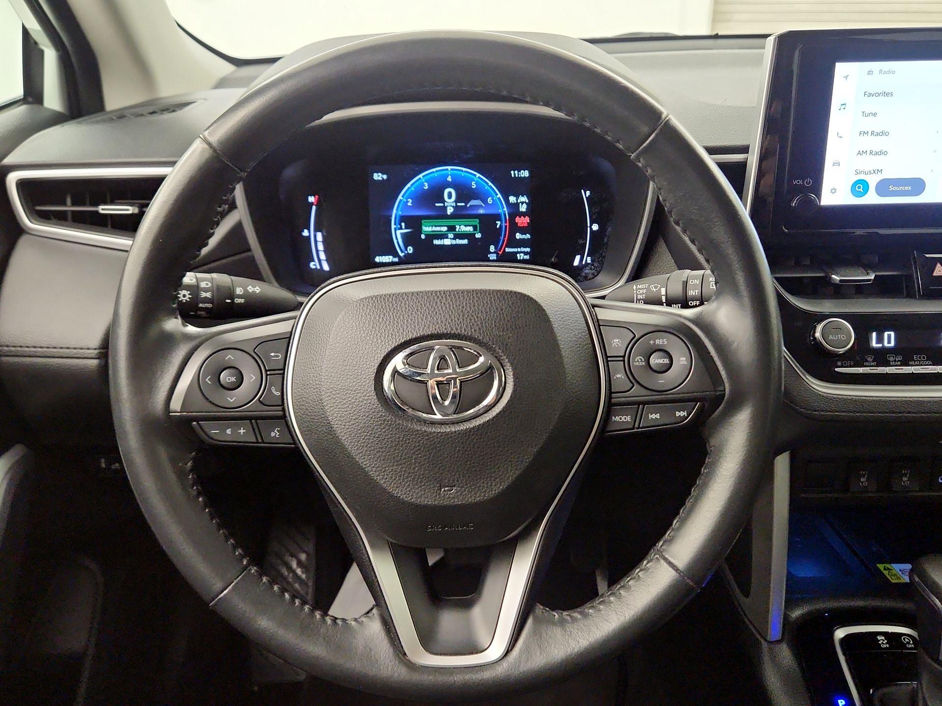 Thumbnail: 2023 Toyota Corolla Cross - 10