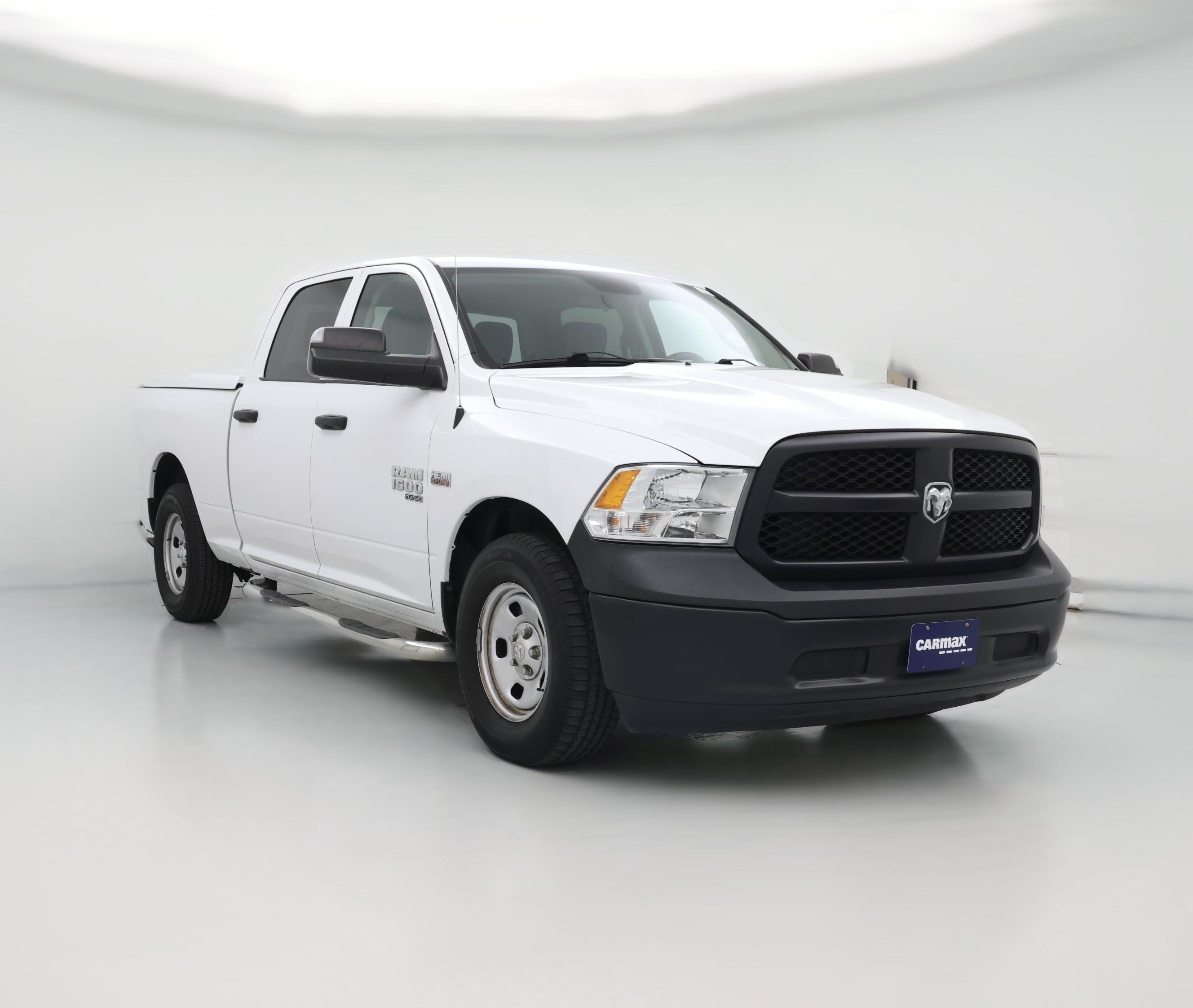Thumbnail: 2023 RAM 1500 Classic - 1
