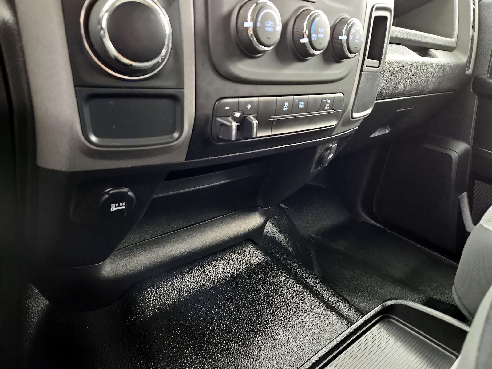 2023 RAM Ram 1500 Classic Tradesman - Photo 19