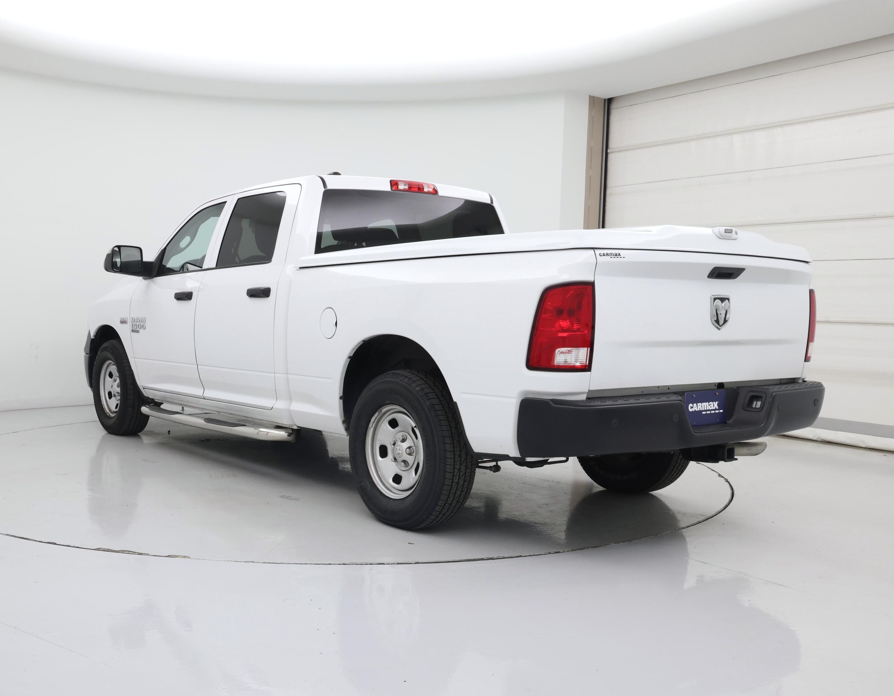 Thumbnail: 2023 RAM 1500 Classic - 2