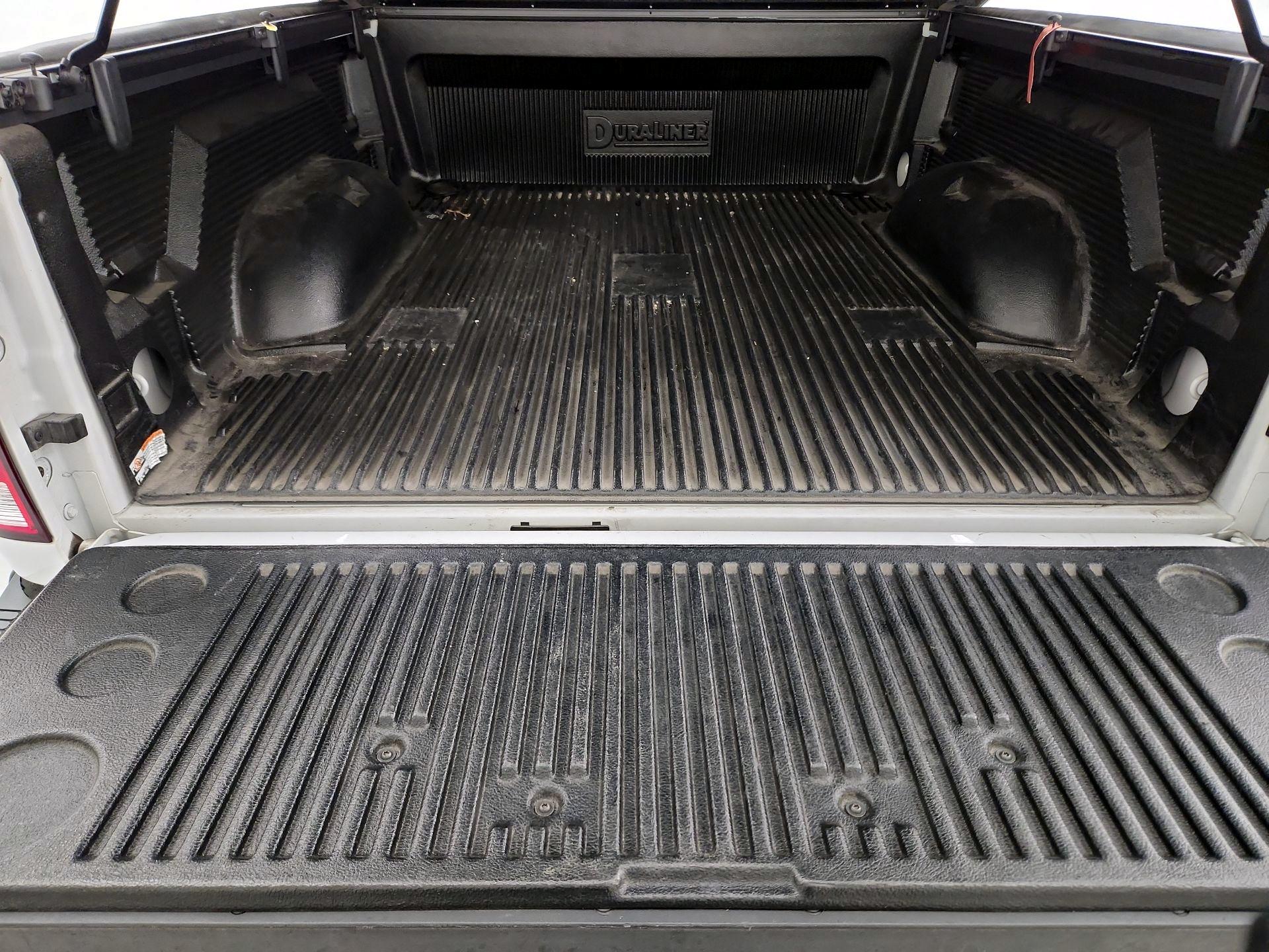 Thumbnail: 2023 RAM 1500 Classic - 20
