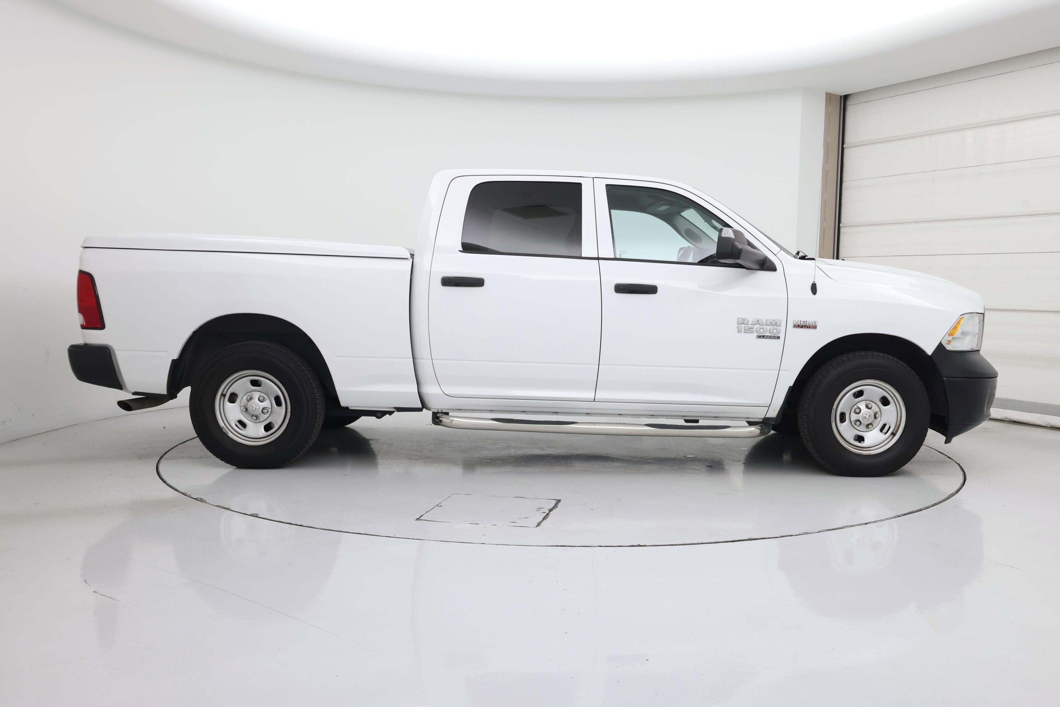 Thumbnail: 2023 RAM 1500 Classic - 7