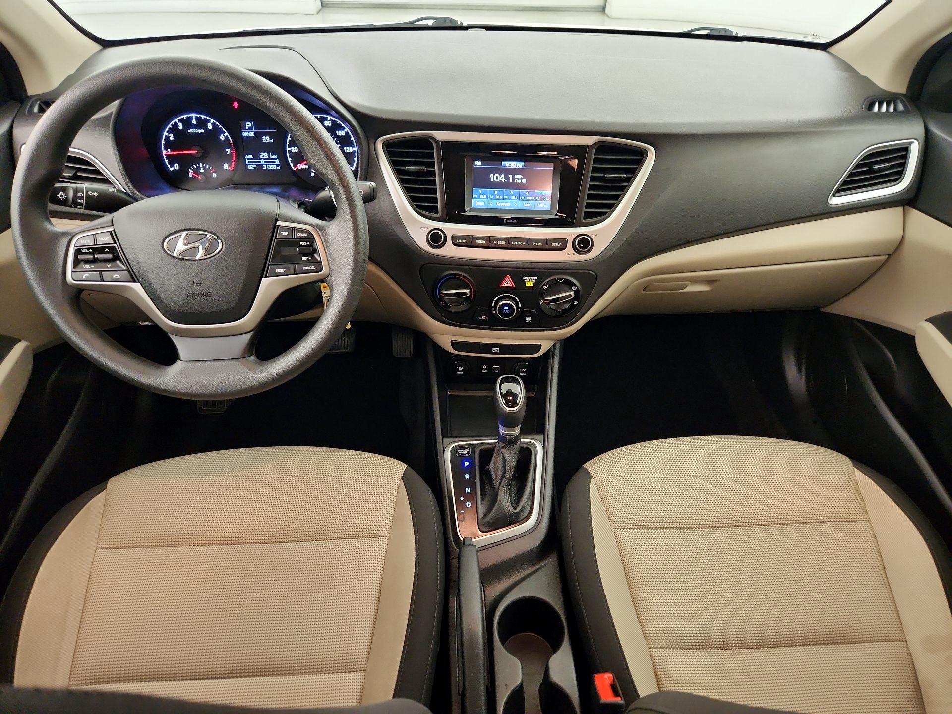 Thumbnail: 2022 Hyundai Accent - 9